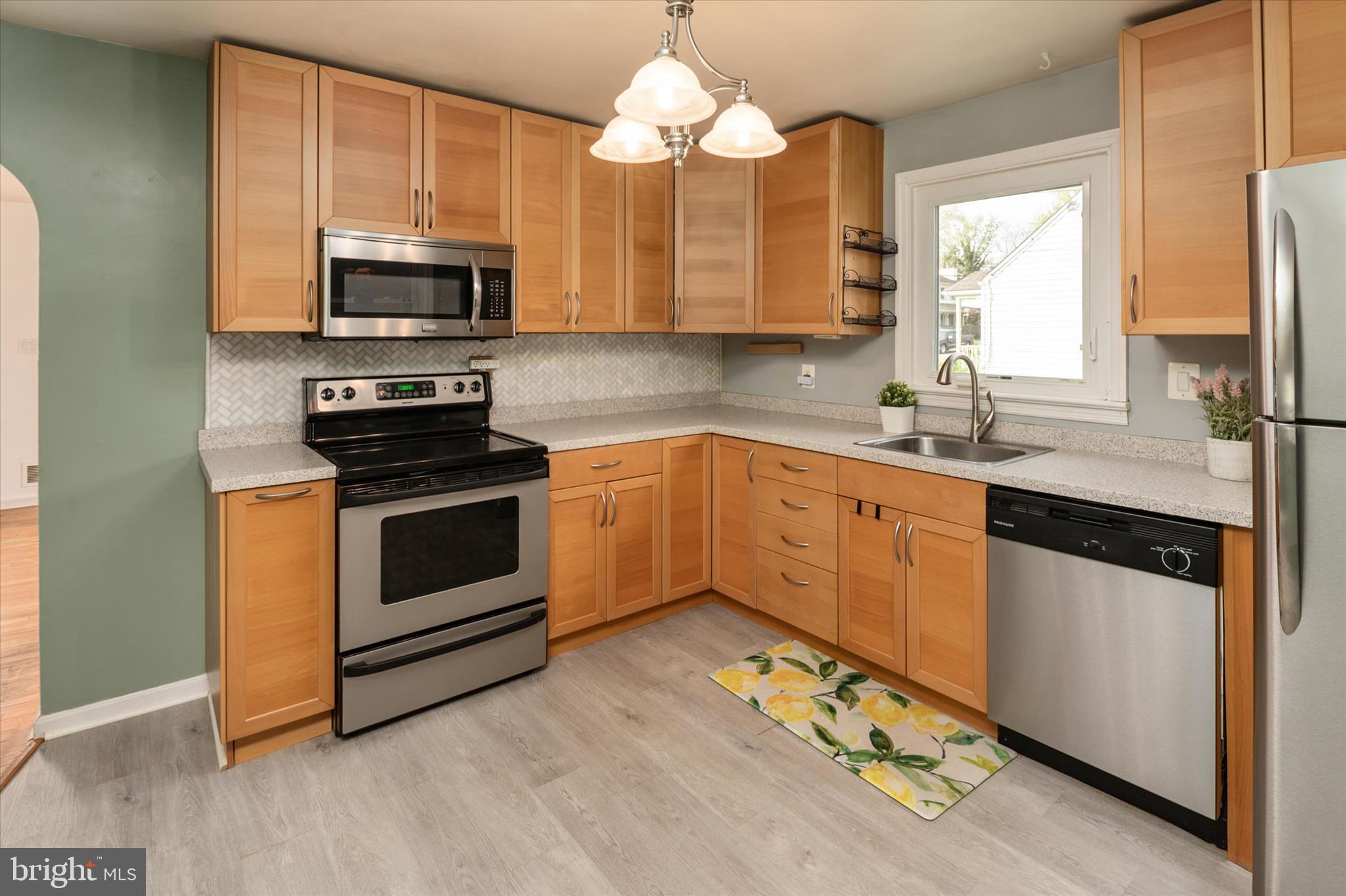 RIVIERA BEACH - Residential