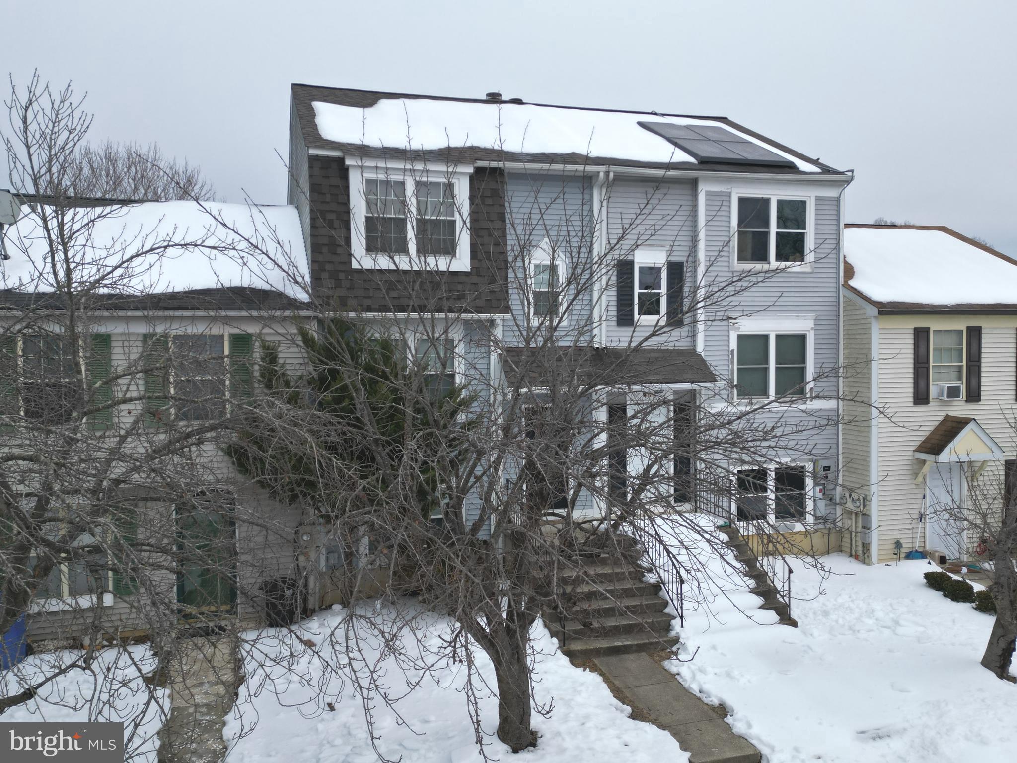 RIVERSIDE RUN - Residential