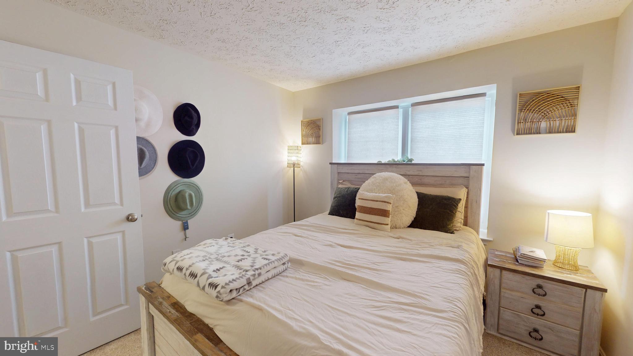 RIVERSIDE RUN - Residential