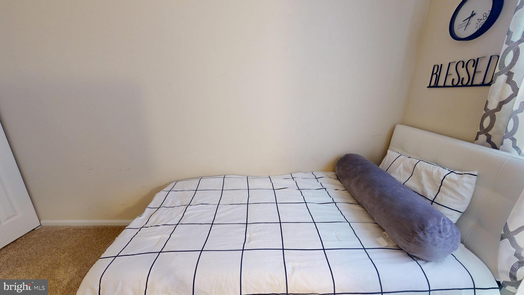 RIVERSIDE RUN - Residential