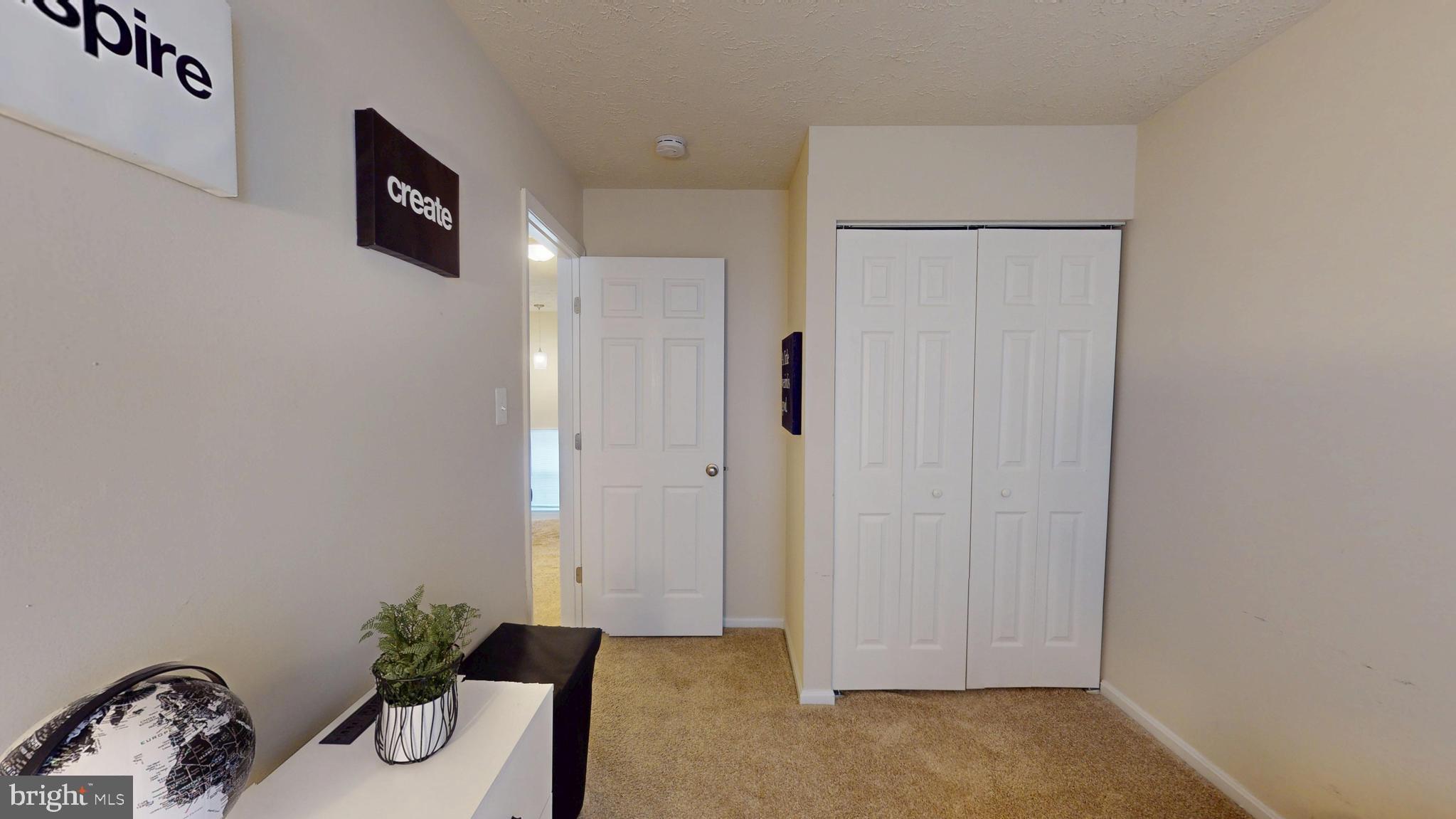 RIVERSIDE RUN - Residential