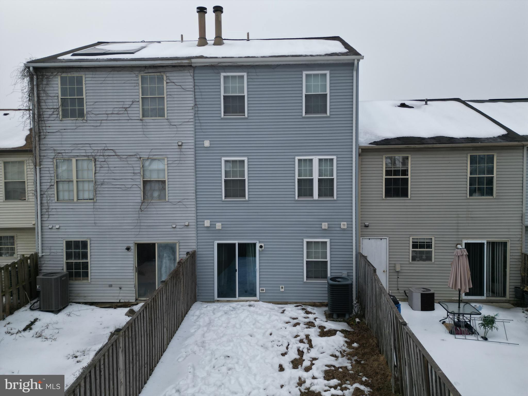 RIVERSIDE RUN - Residential