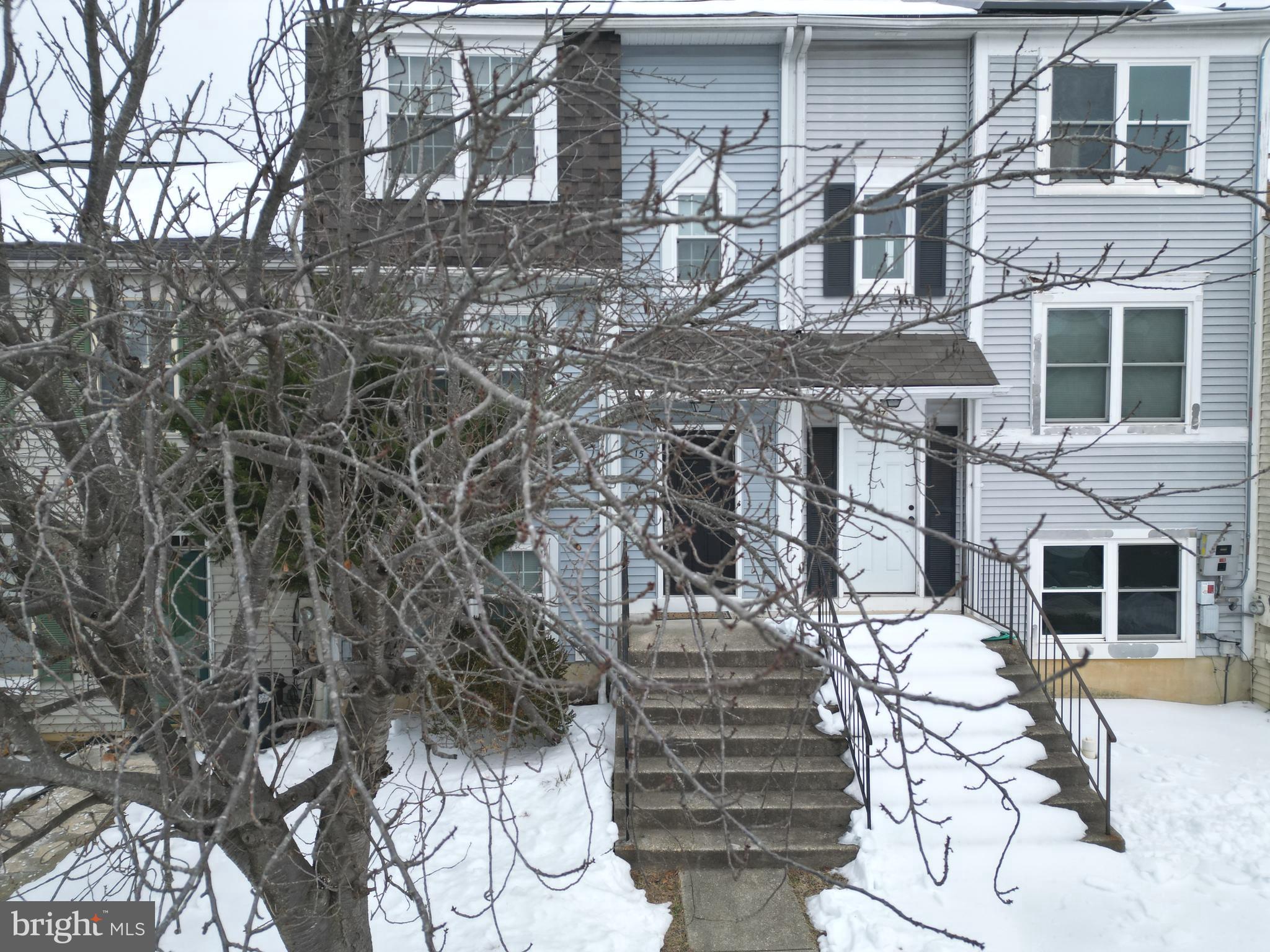 RIVERSIDE RUN - Residential