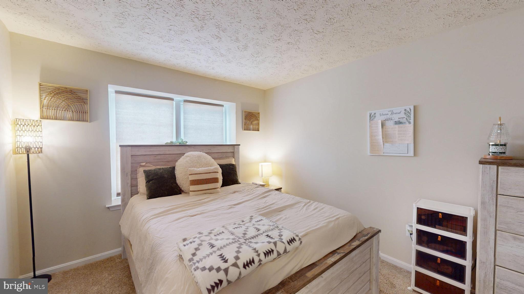 RIVERSIDE RUN - Residential