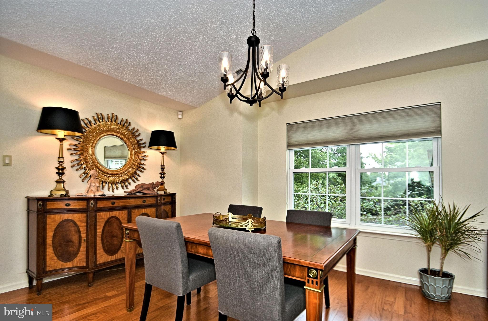 BROOKSTONE - Residential