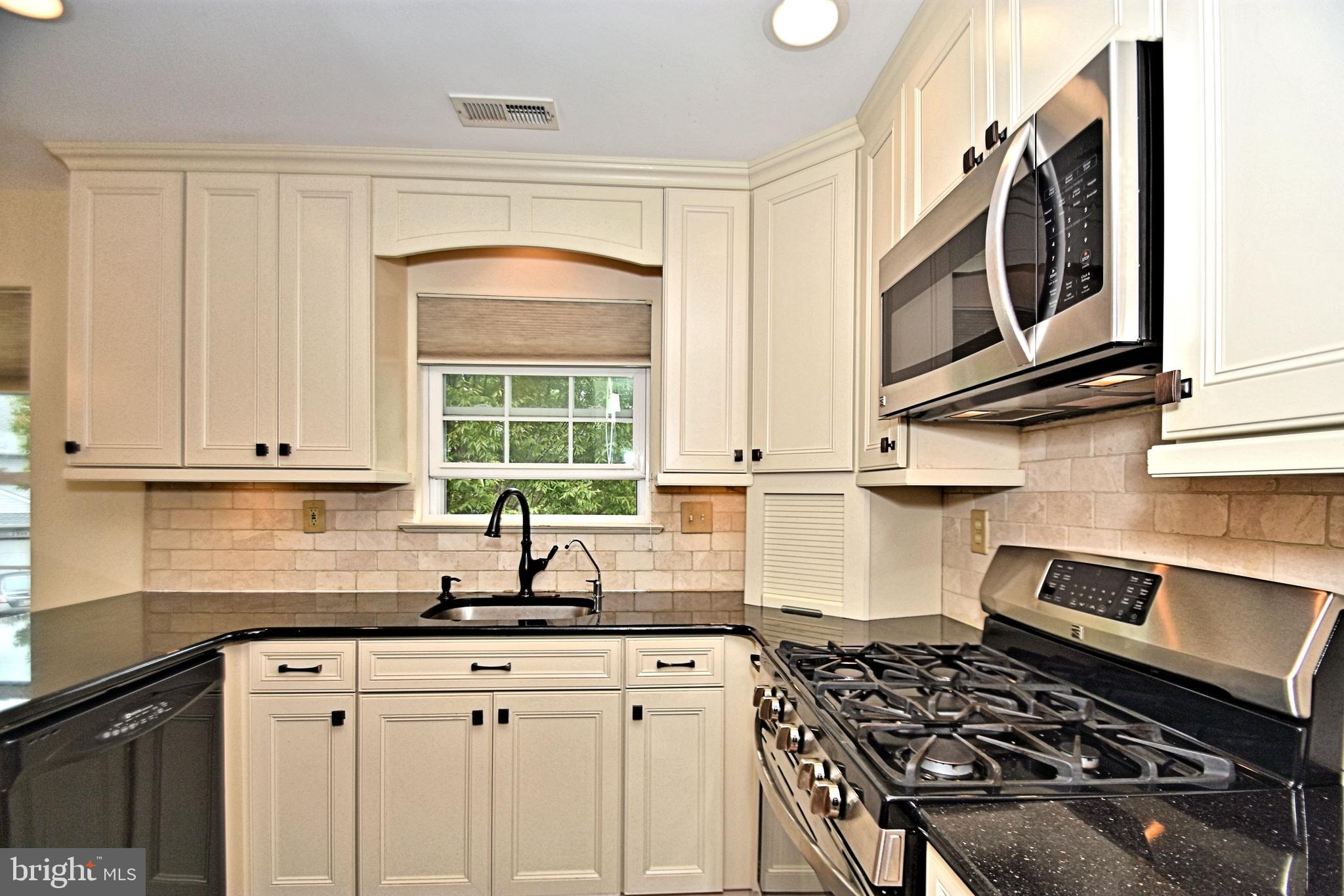 BROOKSTONE - Residential