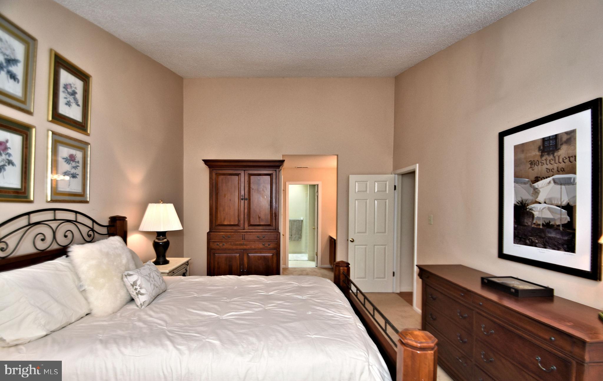 BROOKSTONE - Residential