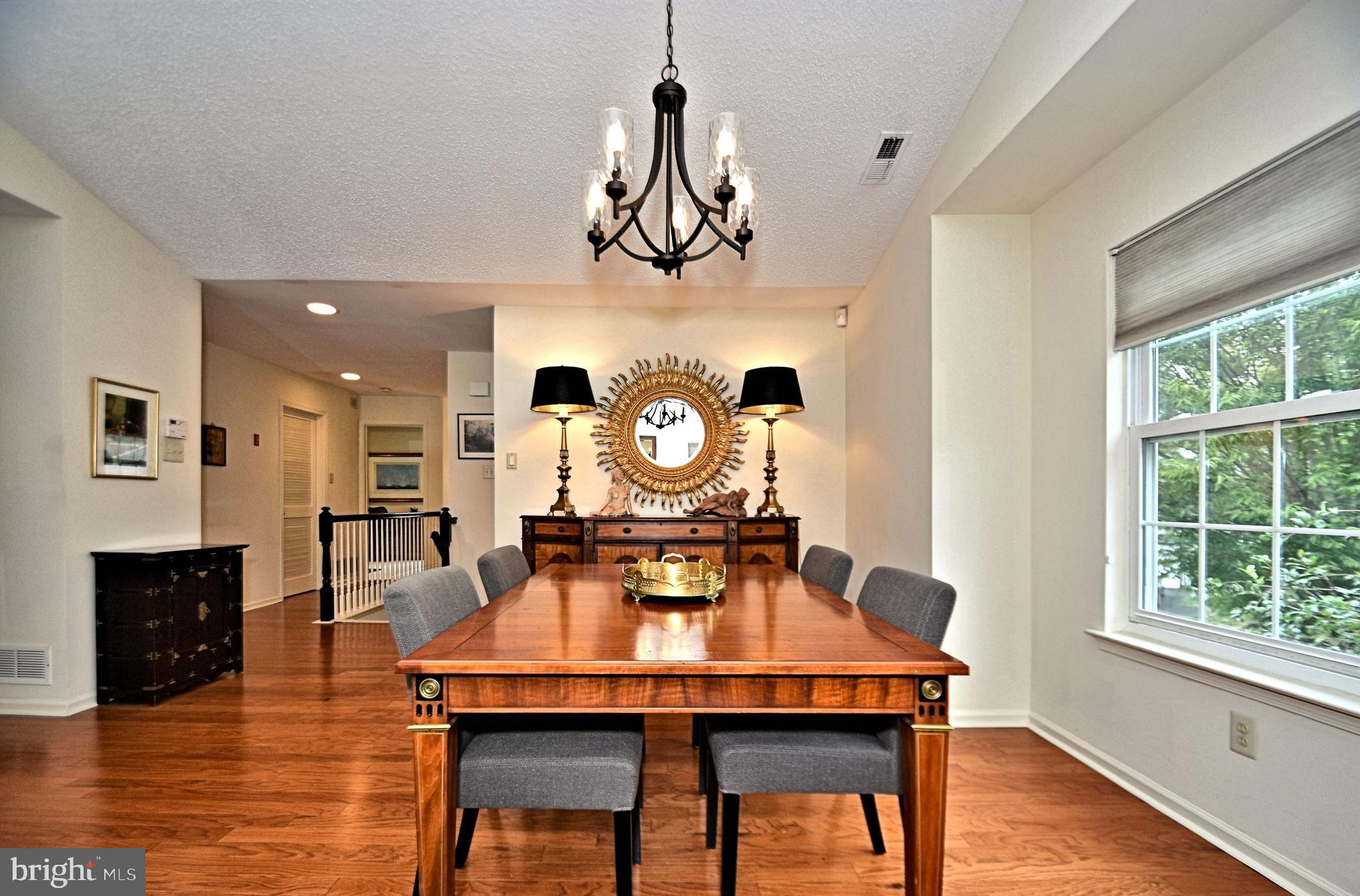 BROOKSTONE - Residential