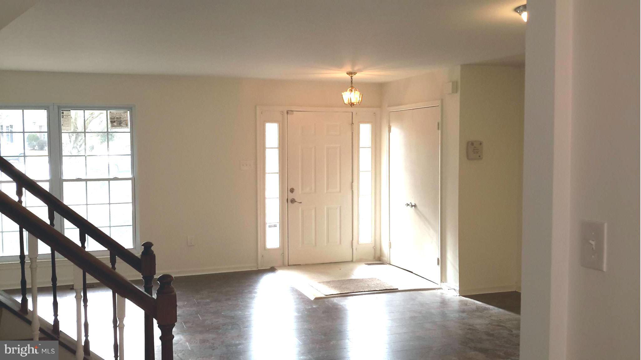 PADONIA COMPLEX - Residential Lease