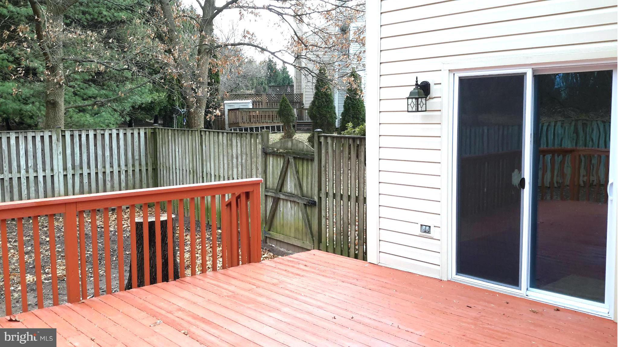 PADONIA COMPLEX - Residential Lease