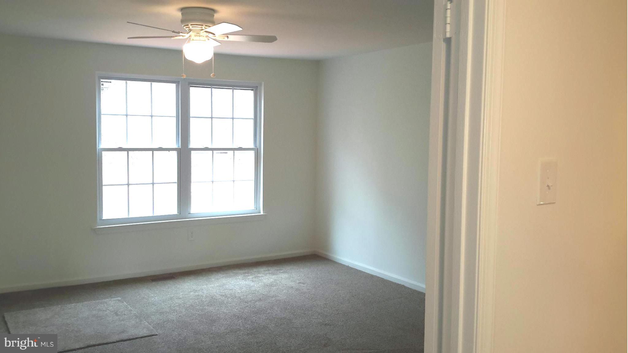 PADONIA COMPLEX - Residential Lease