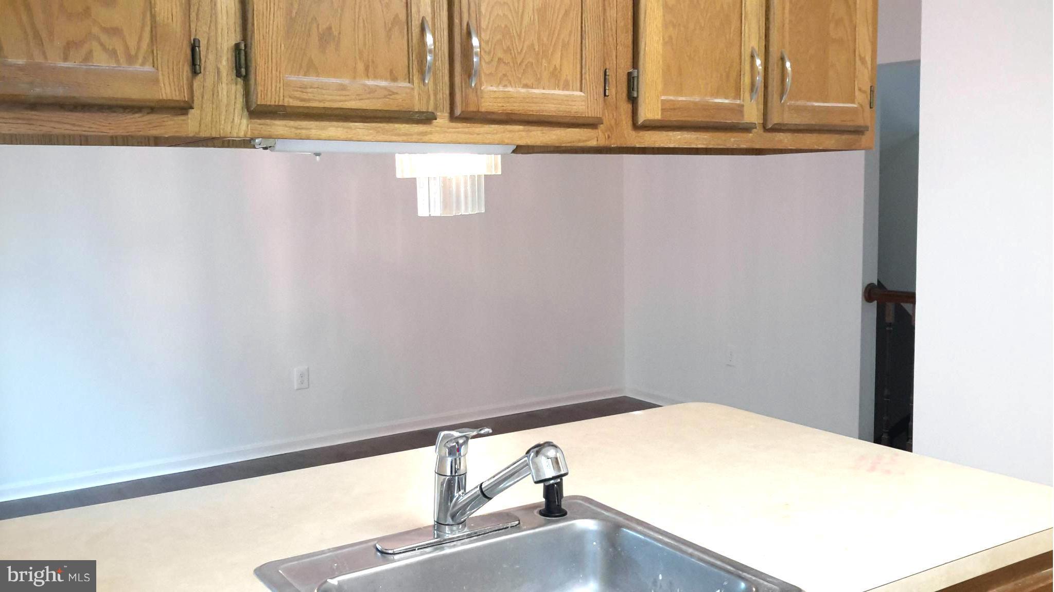 PADONIA COMPLEX - Residential Lease