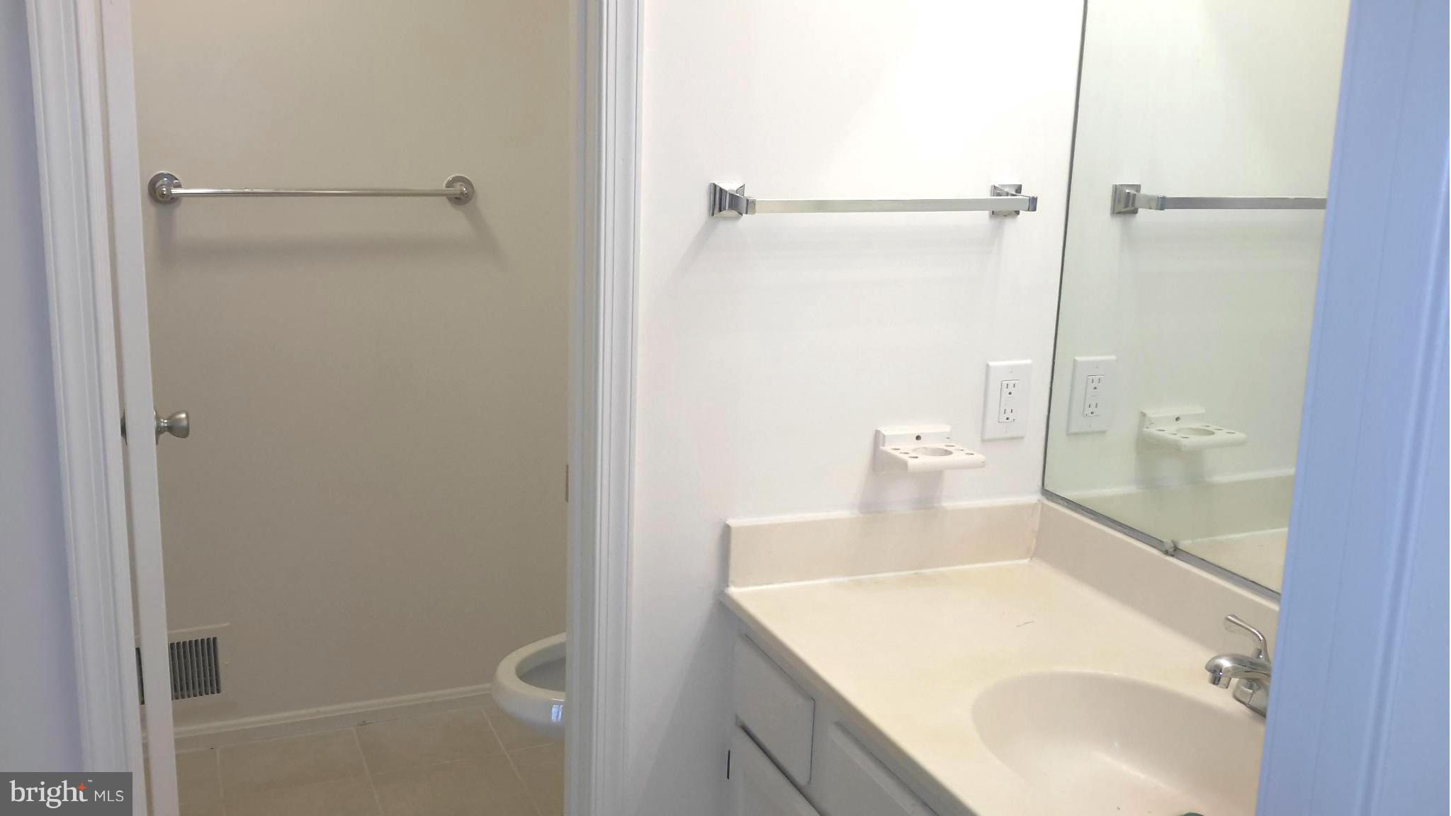 PADONIA COMPLEX - Residential Lease