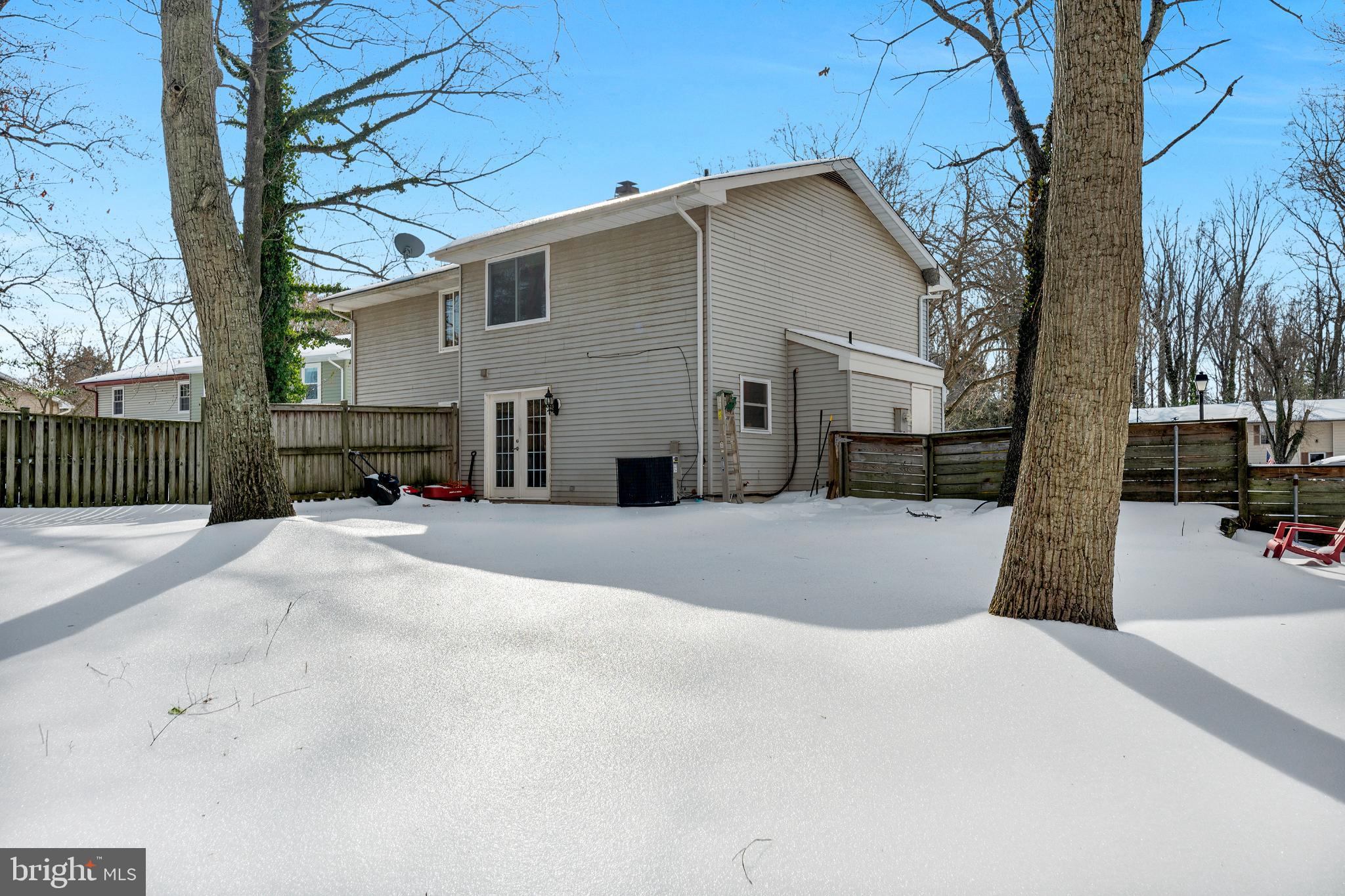 REVELL DOWNS - Residential