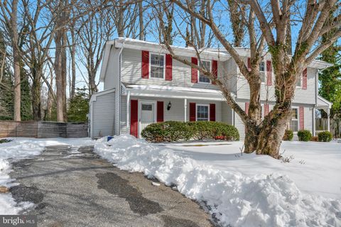 Photo of 1688 Secretariat Drive, ANNAPOLIS, MD 21409 (MLS # MDAA2133572)