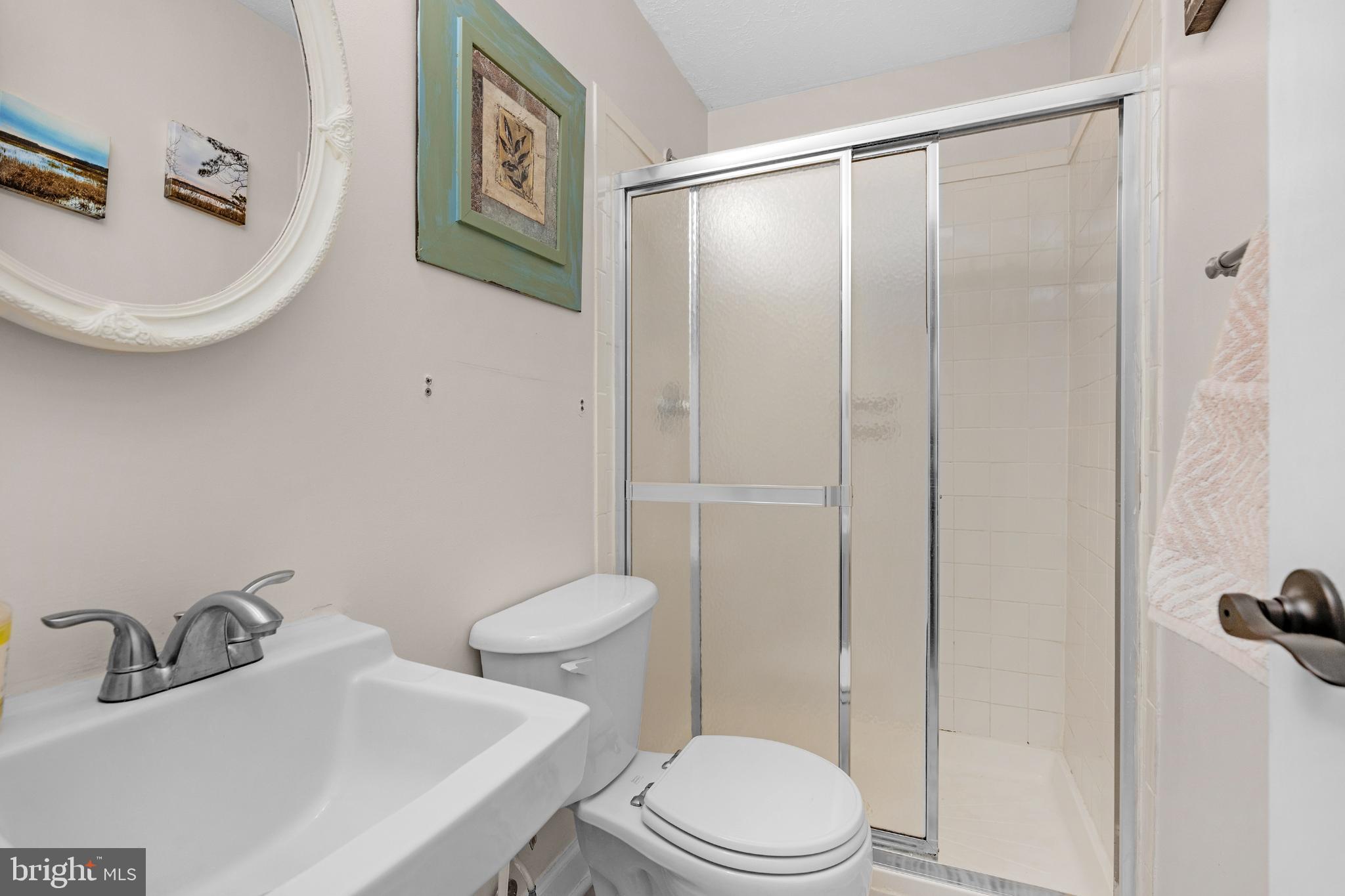 REVELL DOWNS - Residential