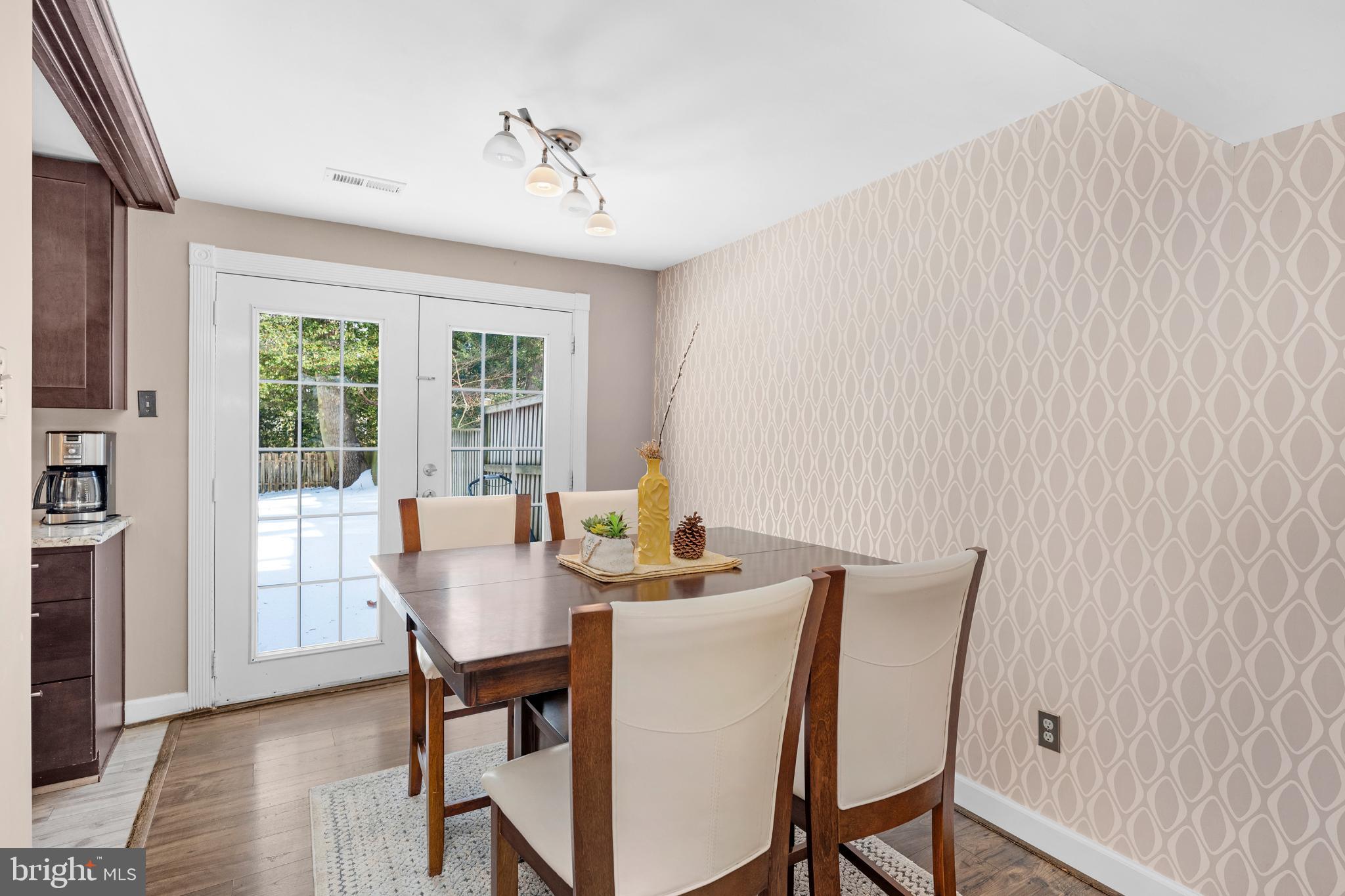 REVELL DOWNS - Residential