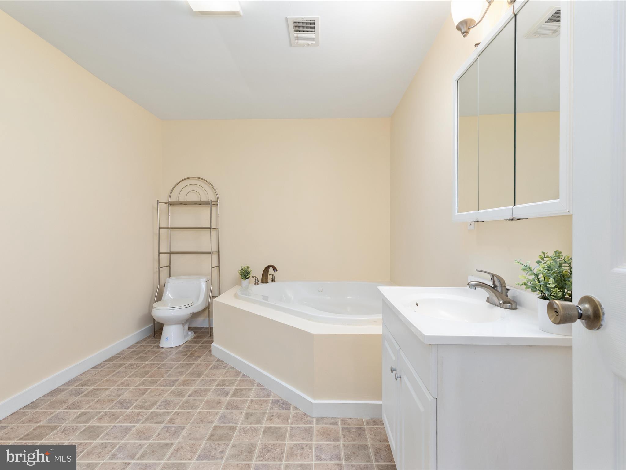 WILDE ACRES - Residential