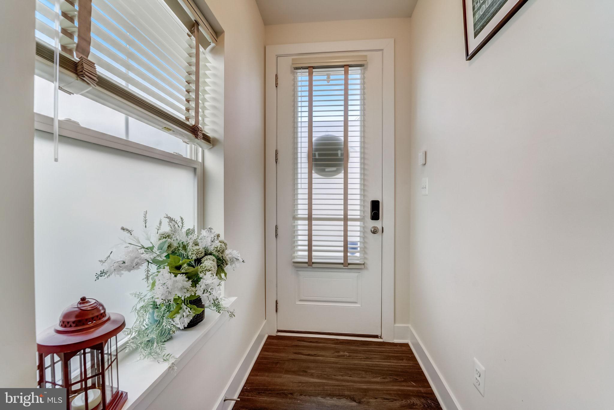 8382 AMBER BEACON CIRCLE