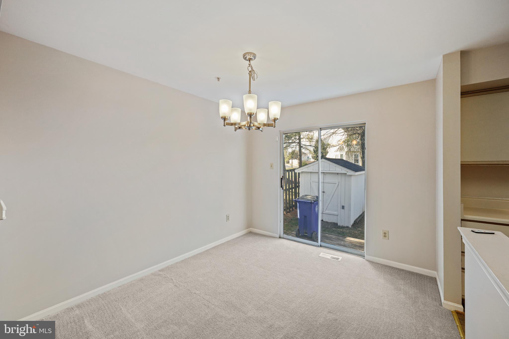 ROBIN MEADOWS - Residential Lease