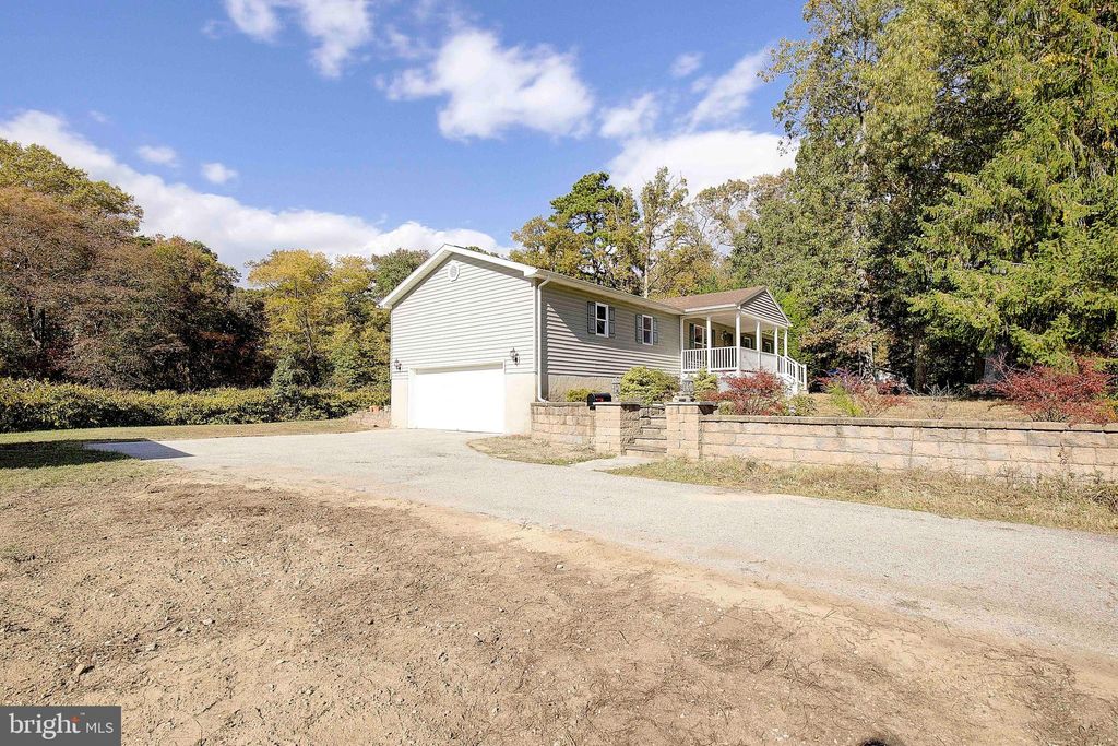 Photo of 258 Poplar Road, MILLERSVILLE, MD 21108 (MLS # MDAA2129384)