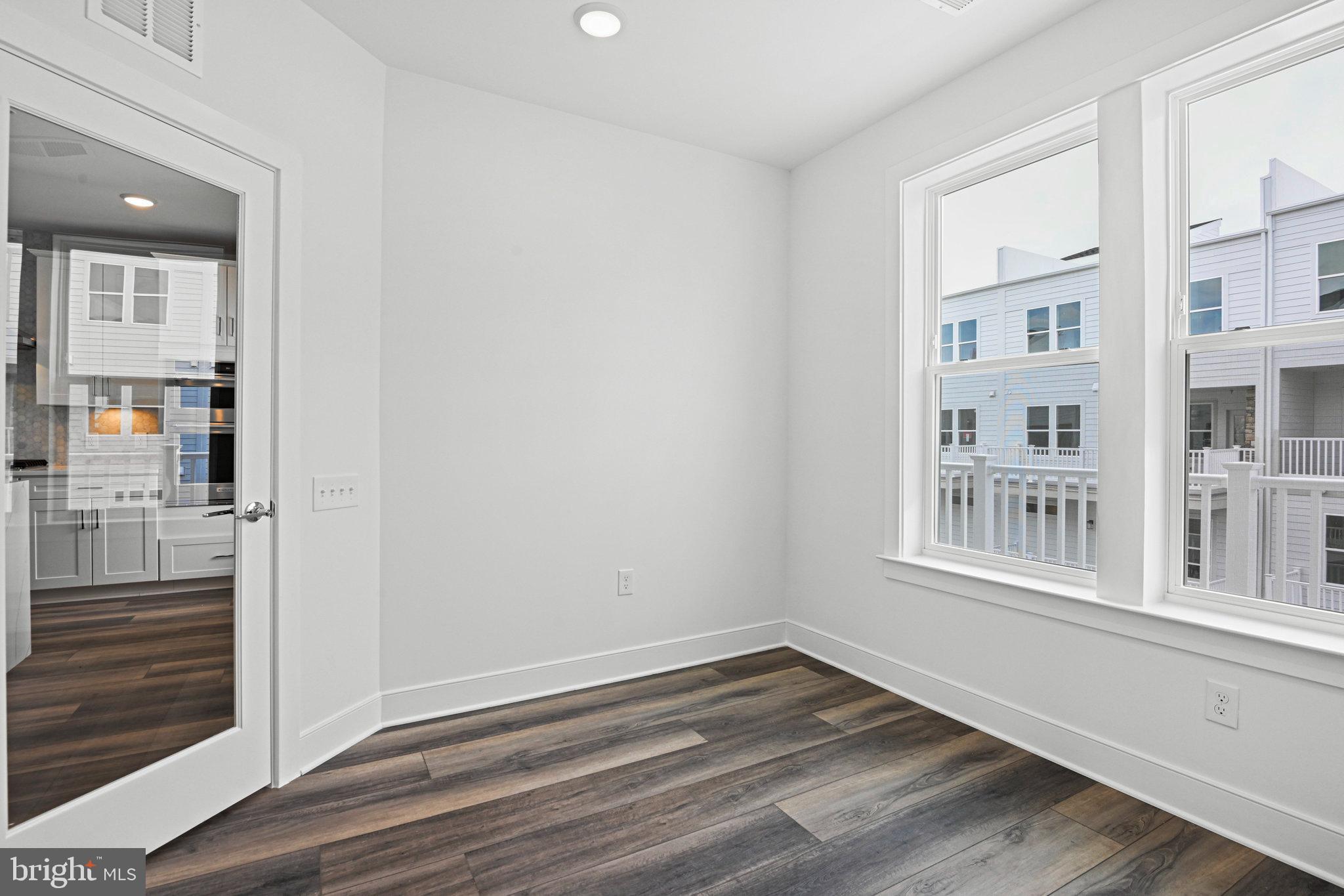 BELMONT OVERLOOK - Residential Lease