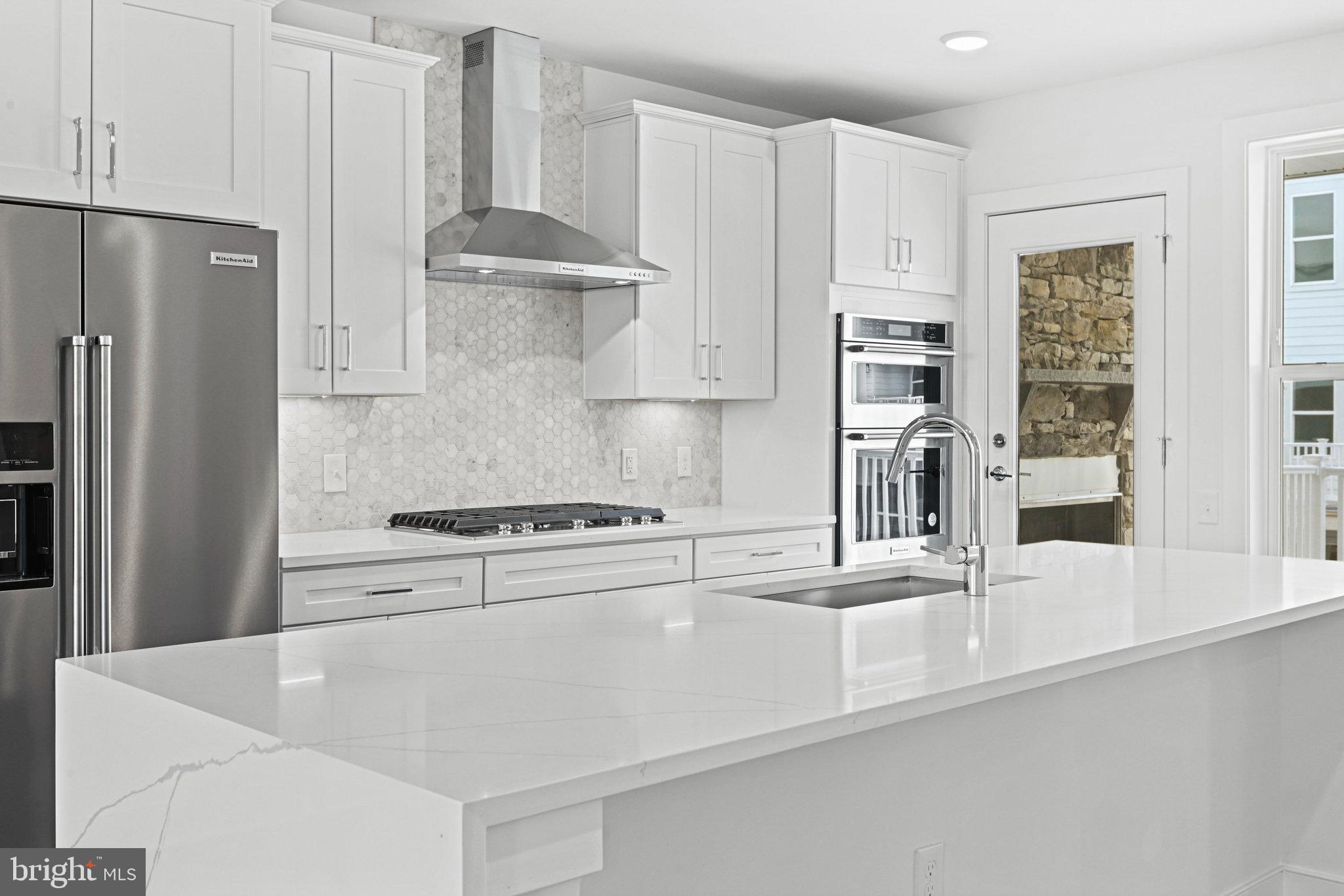 BELMONT OVERLOOK - Residential Lease