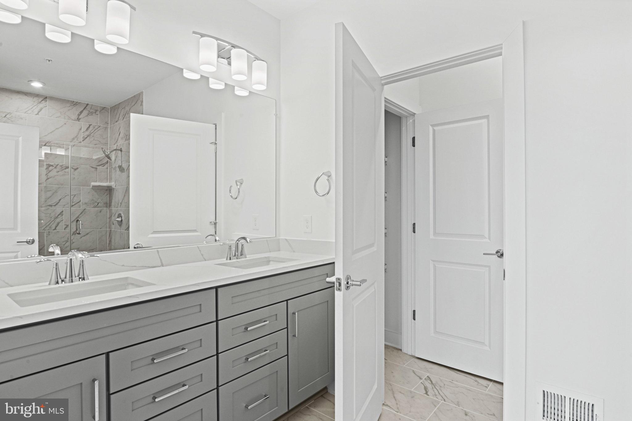 BELMONT OVERLOOK - Residential Lease