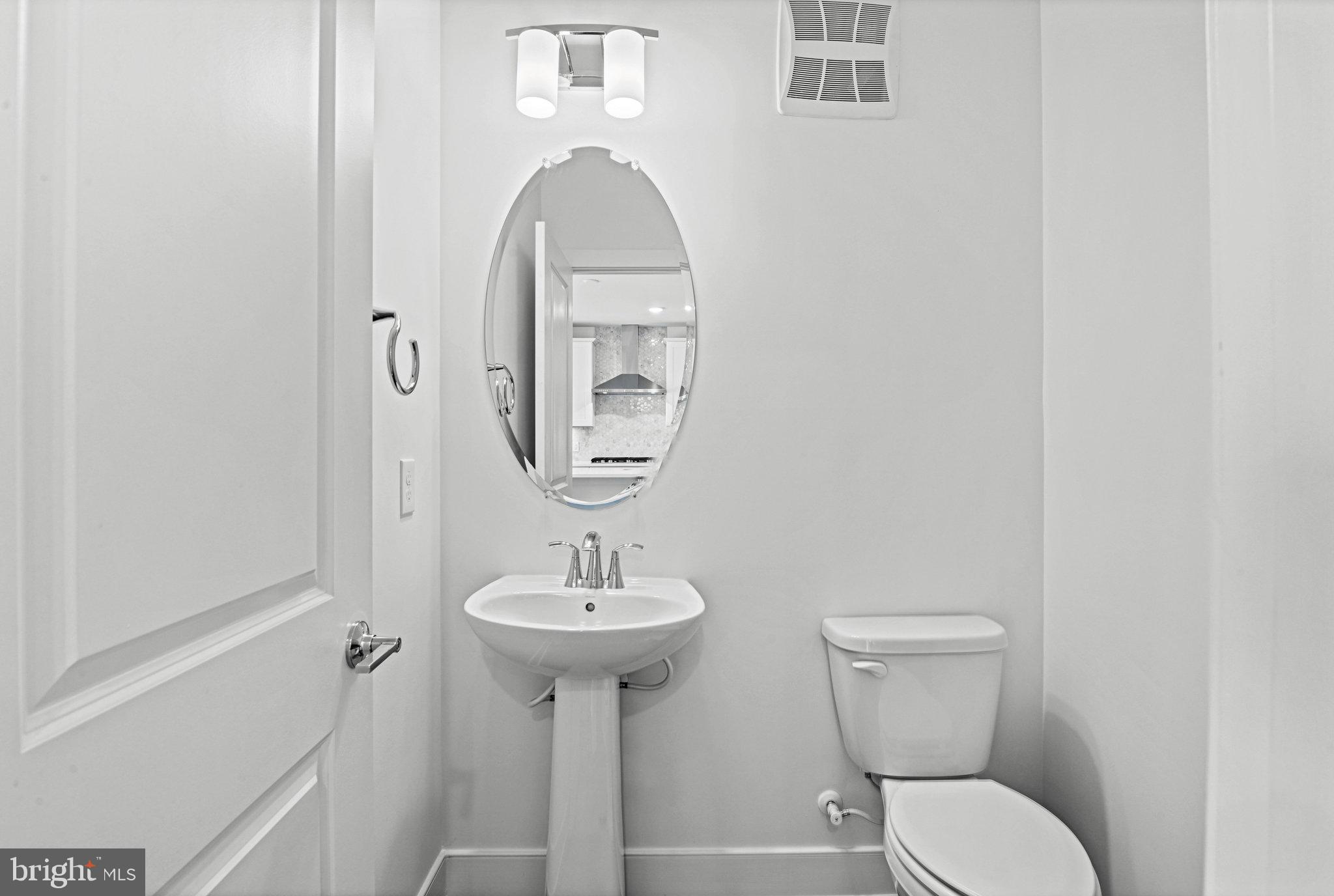 BELMONT OVERLOOK - Residential Lease