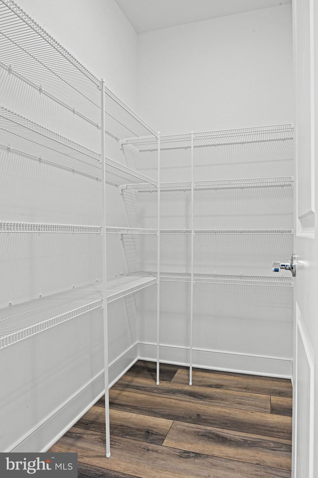 BELMONT OVERLOOK - Residential Lease