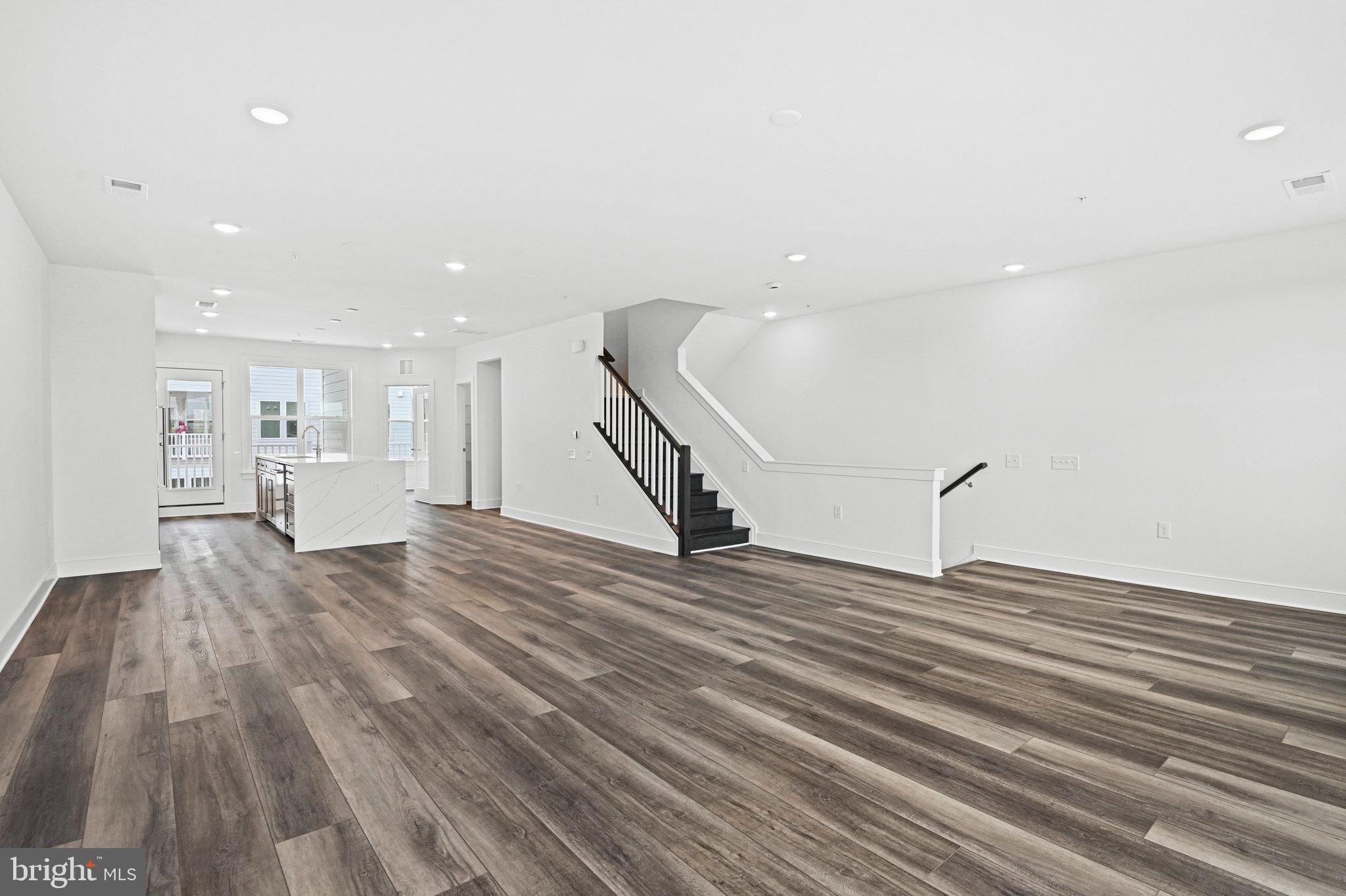 BELMONT OVERLOOK - Residential Lease