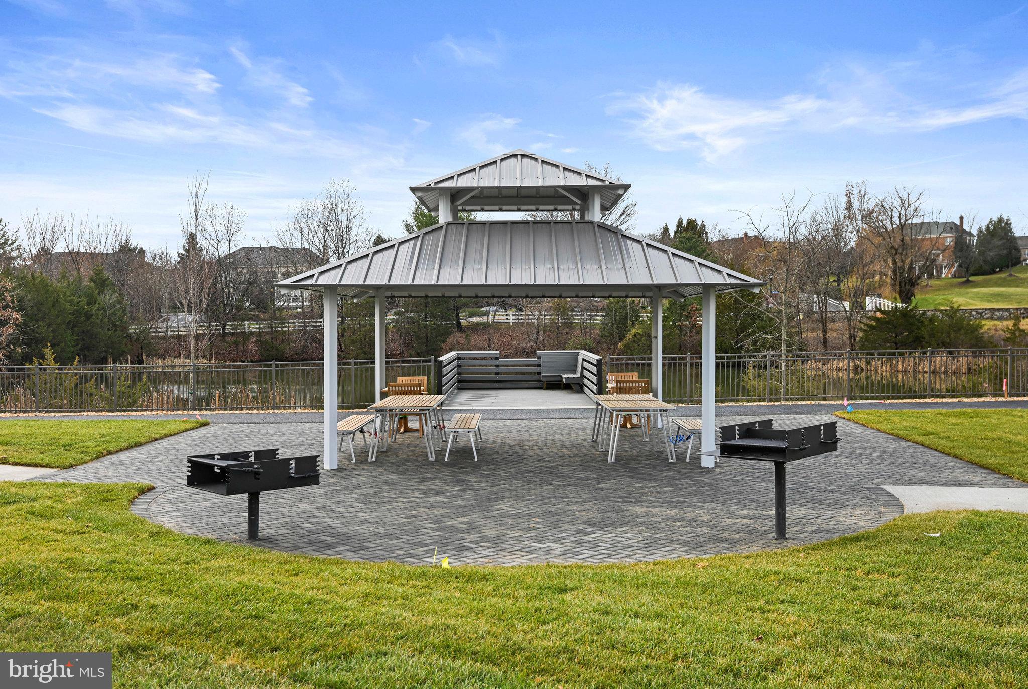 BELMONT OVERLOOK - Residential Lease