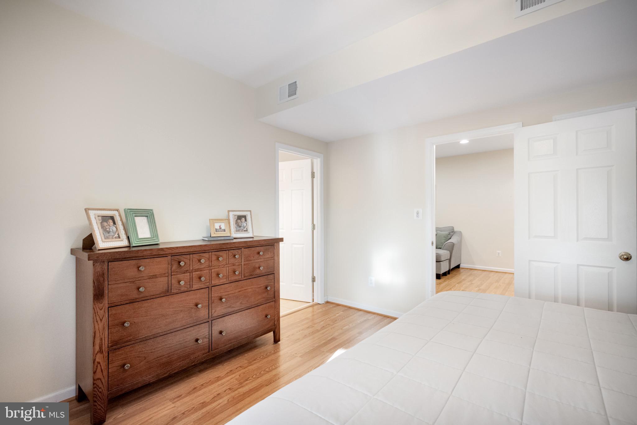 SHANNONDALE - Residential