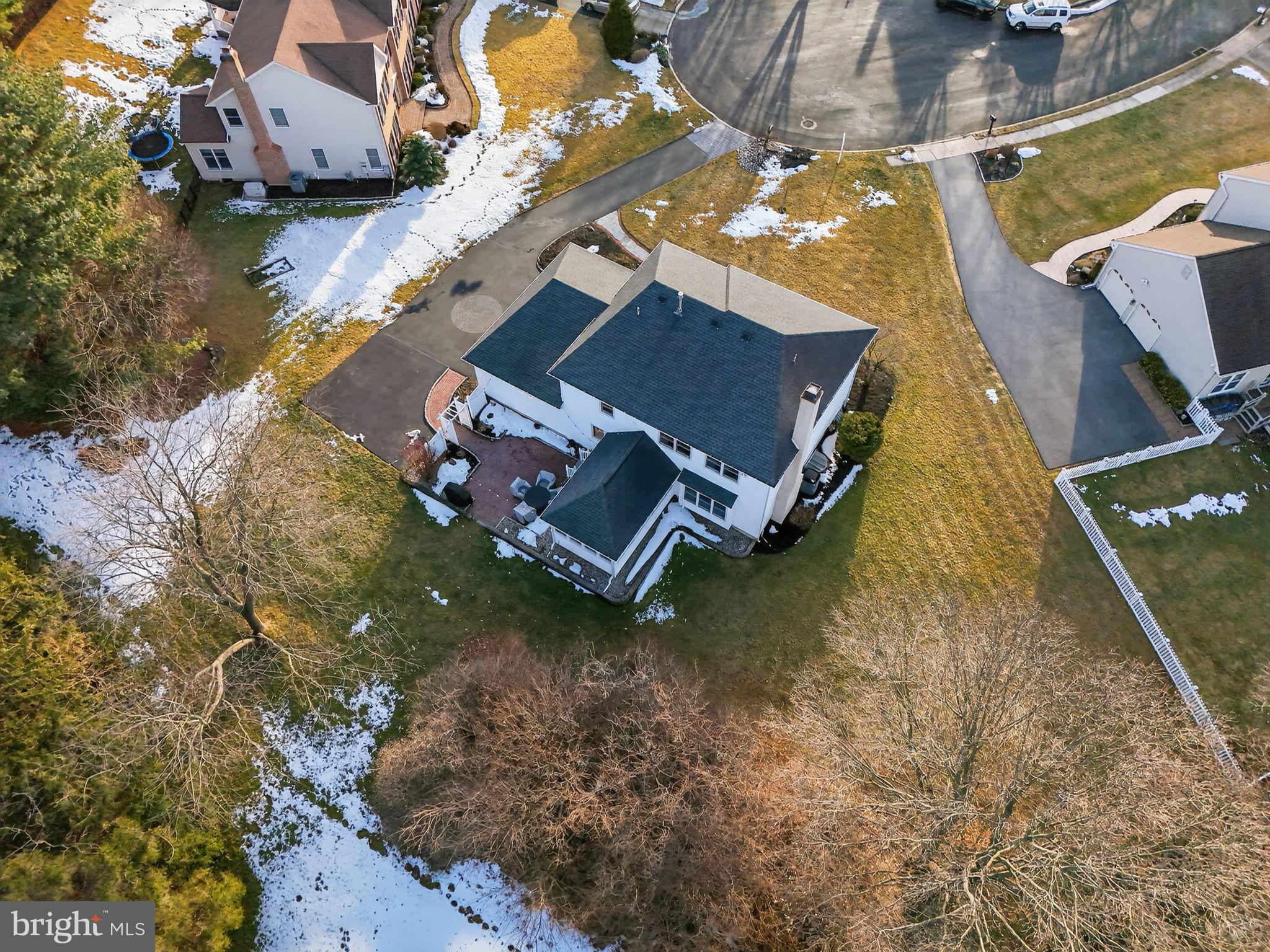 THORNBURY HUNT - Residential