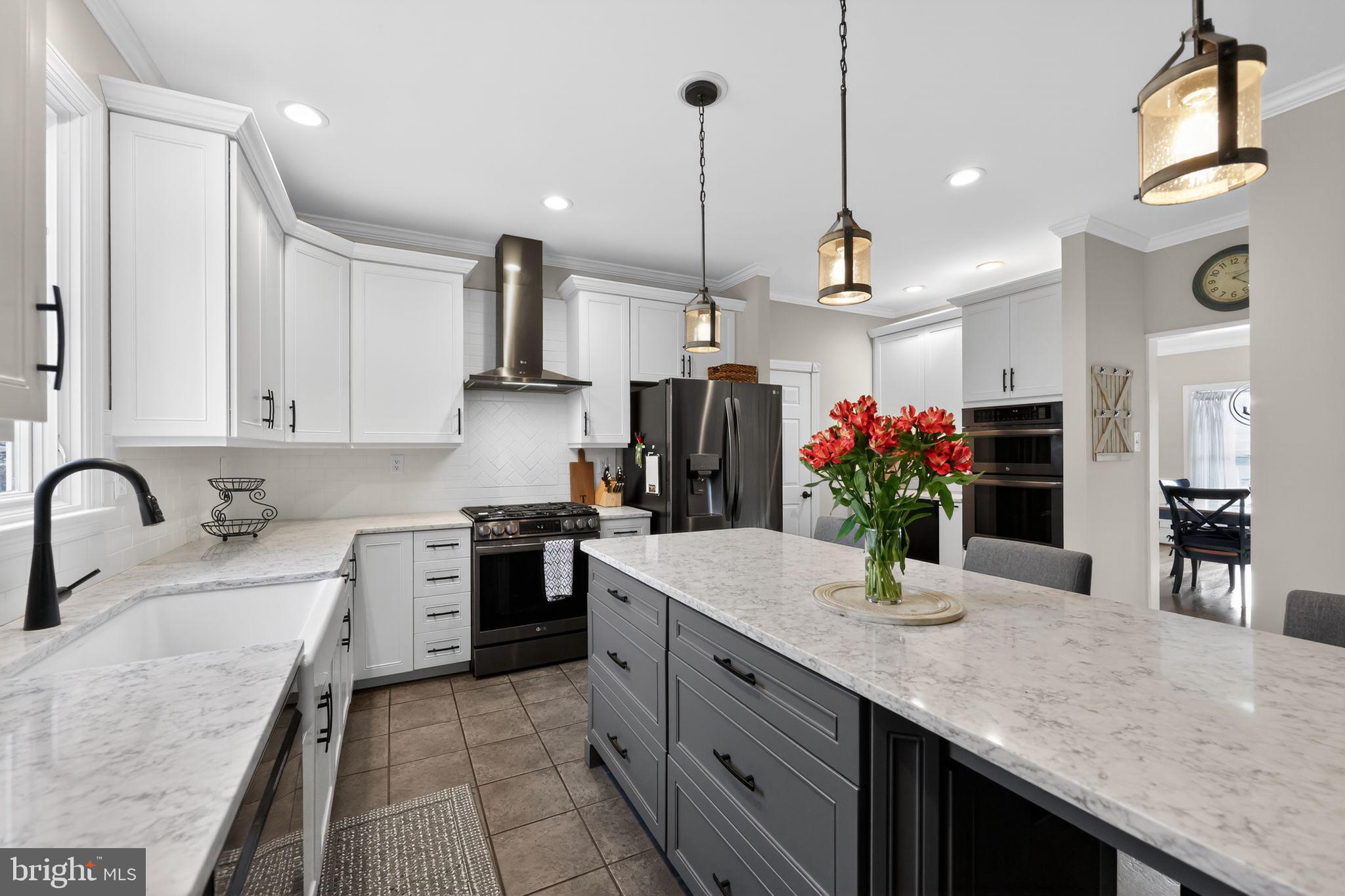 THORNBURY HUNT - Residential