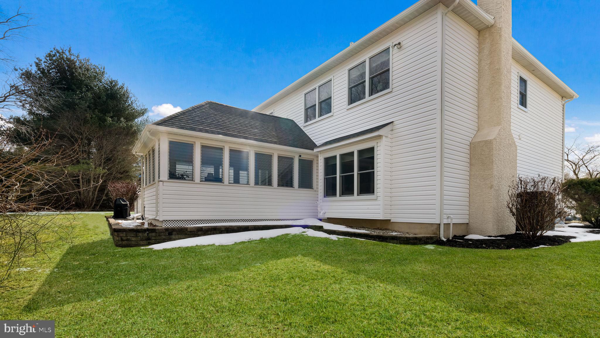 THORNBURY HUNT - Residential