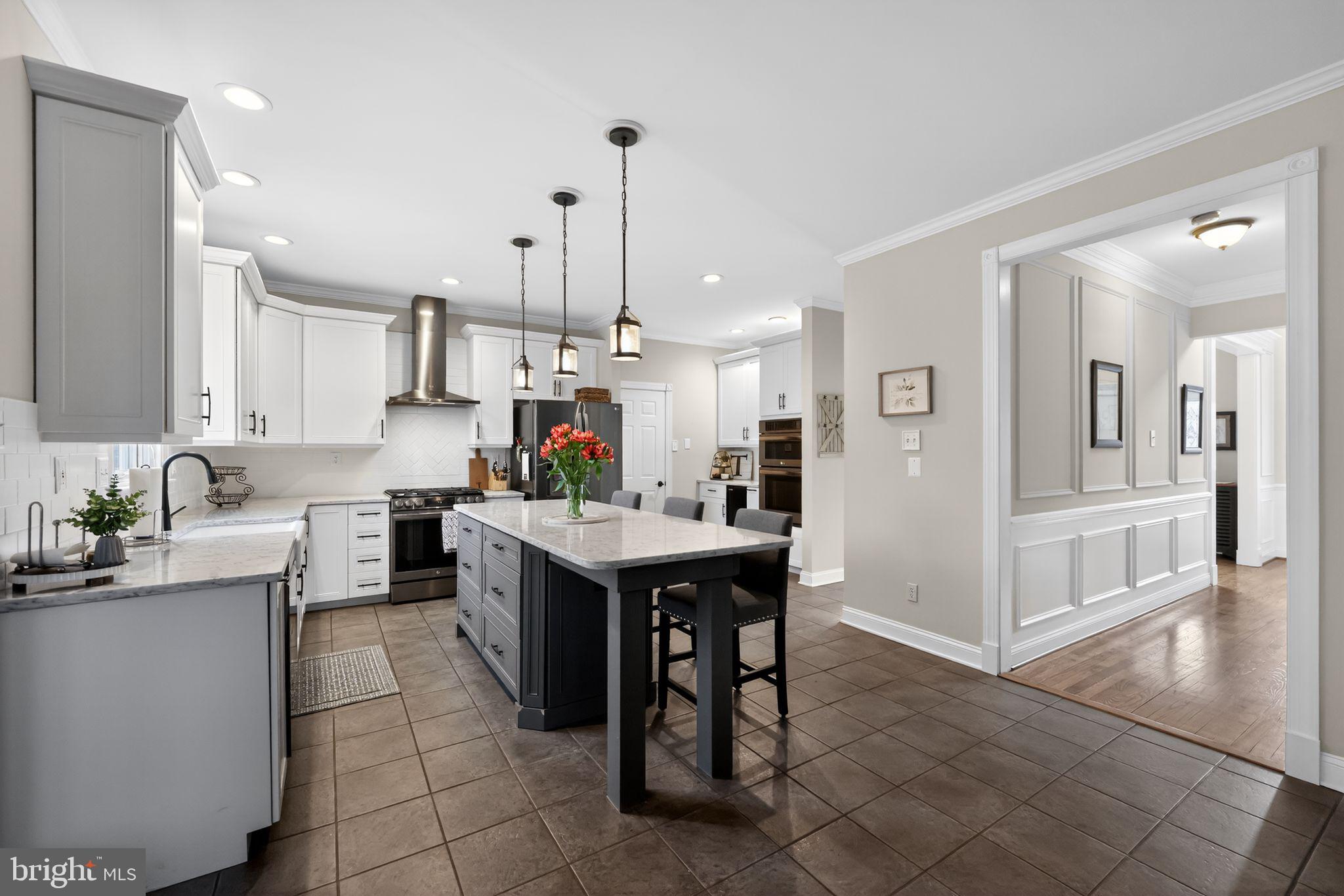 THORNBURY HUNT - Residential