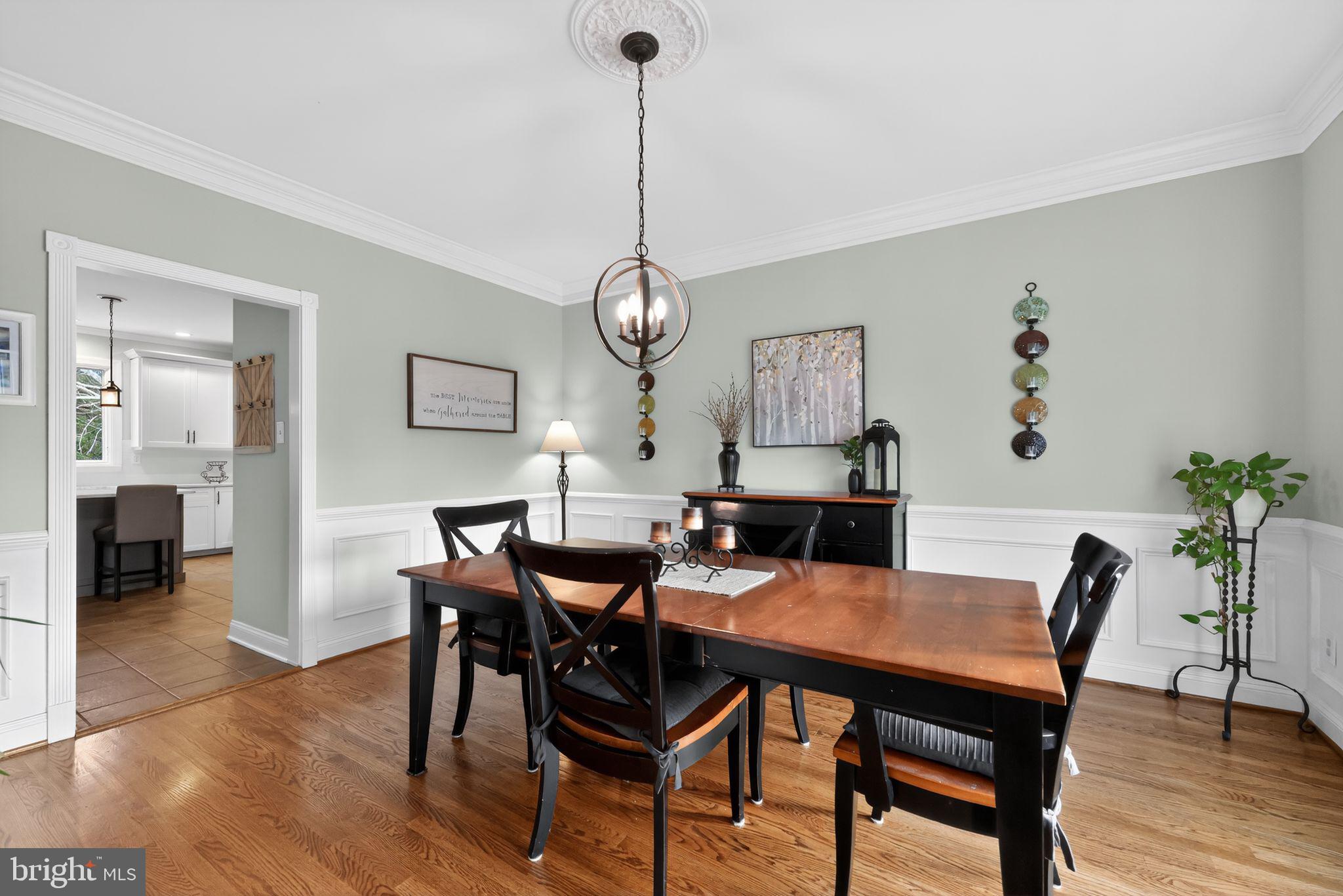 THORNBURY HUNT - Residential