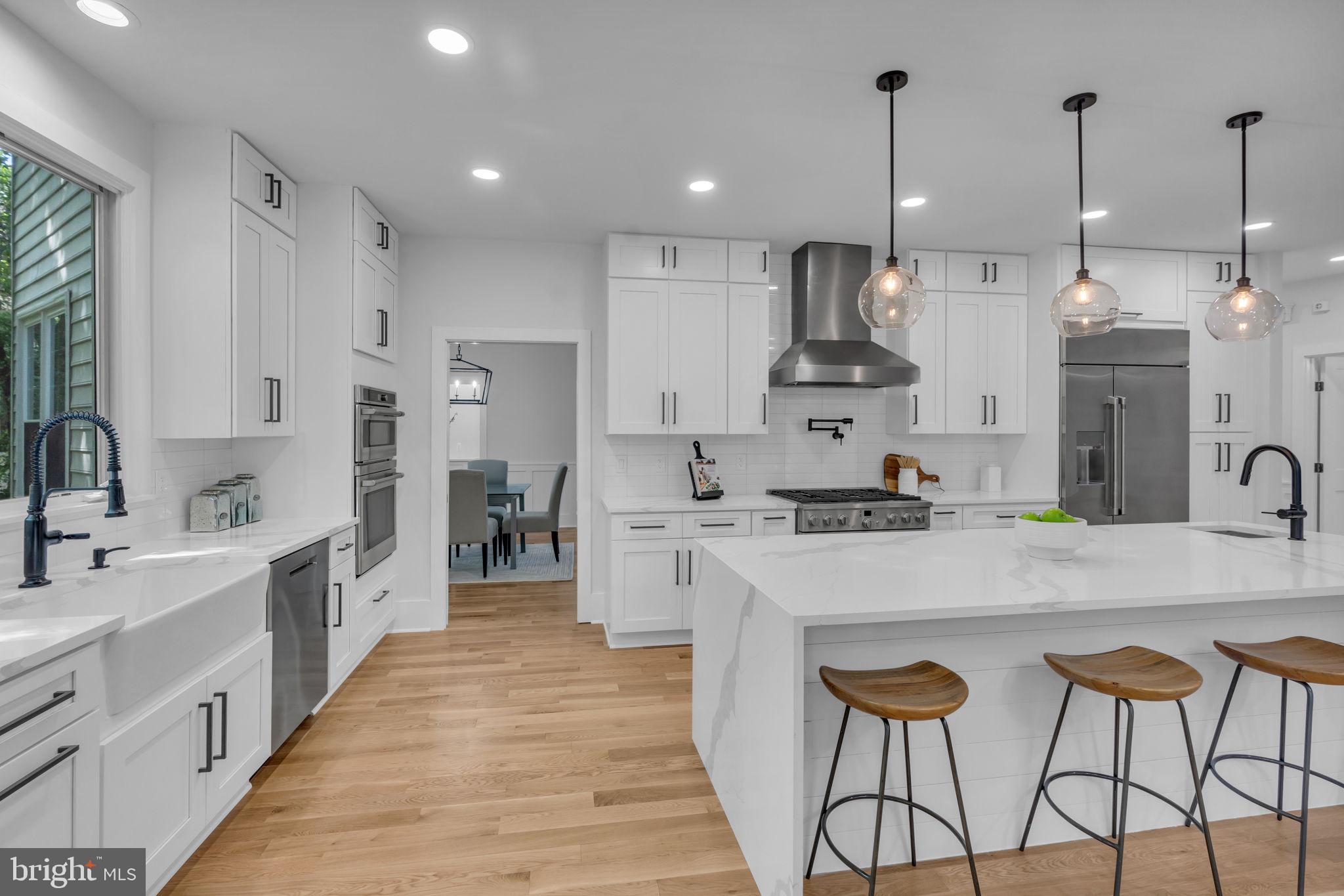 RESTON - Residential