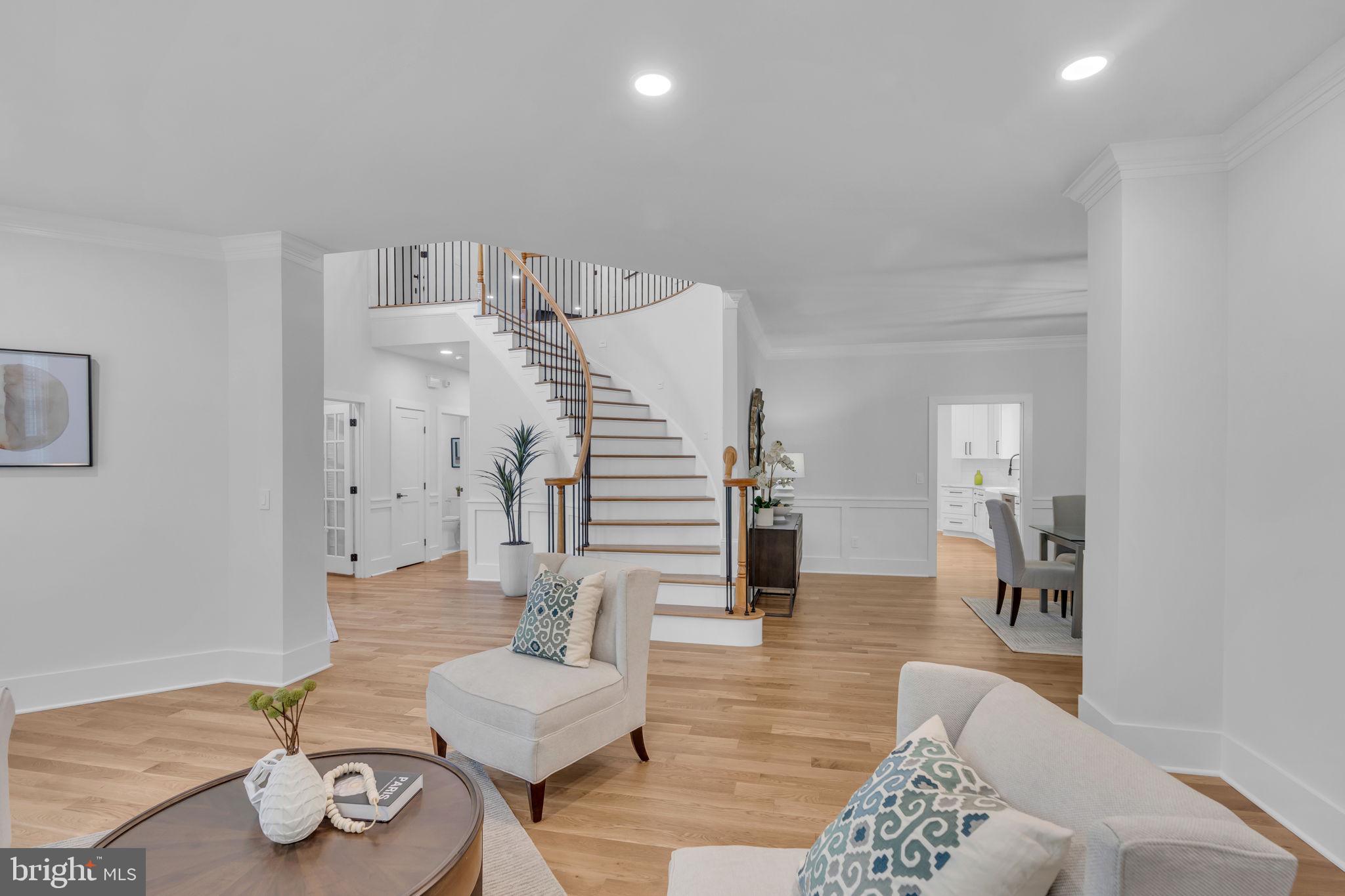 RESTON - Residential