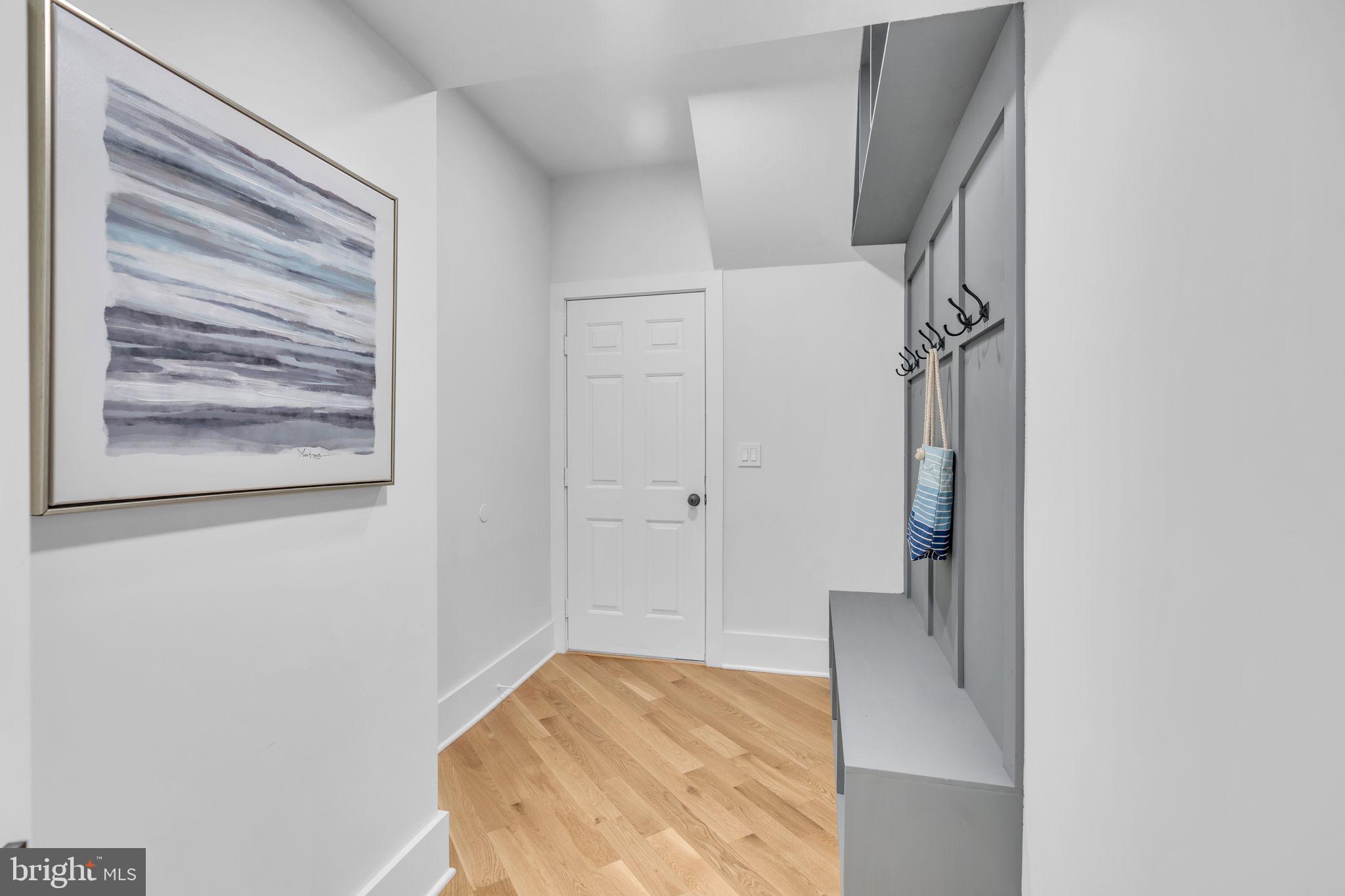 RESTON - Residential