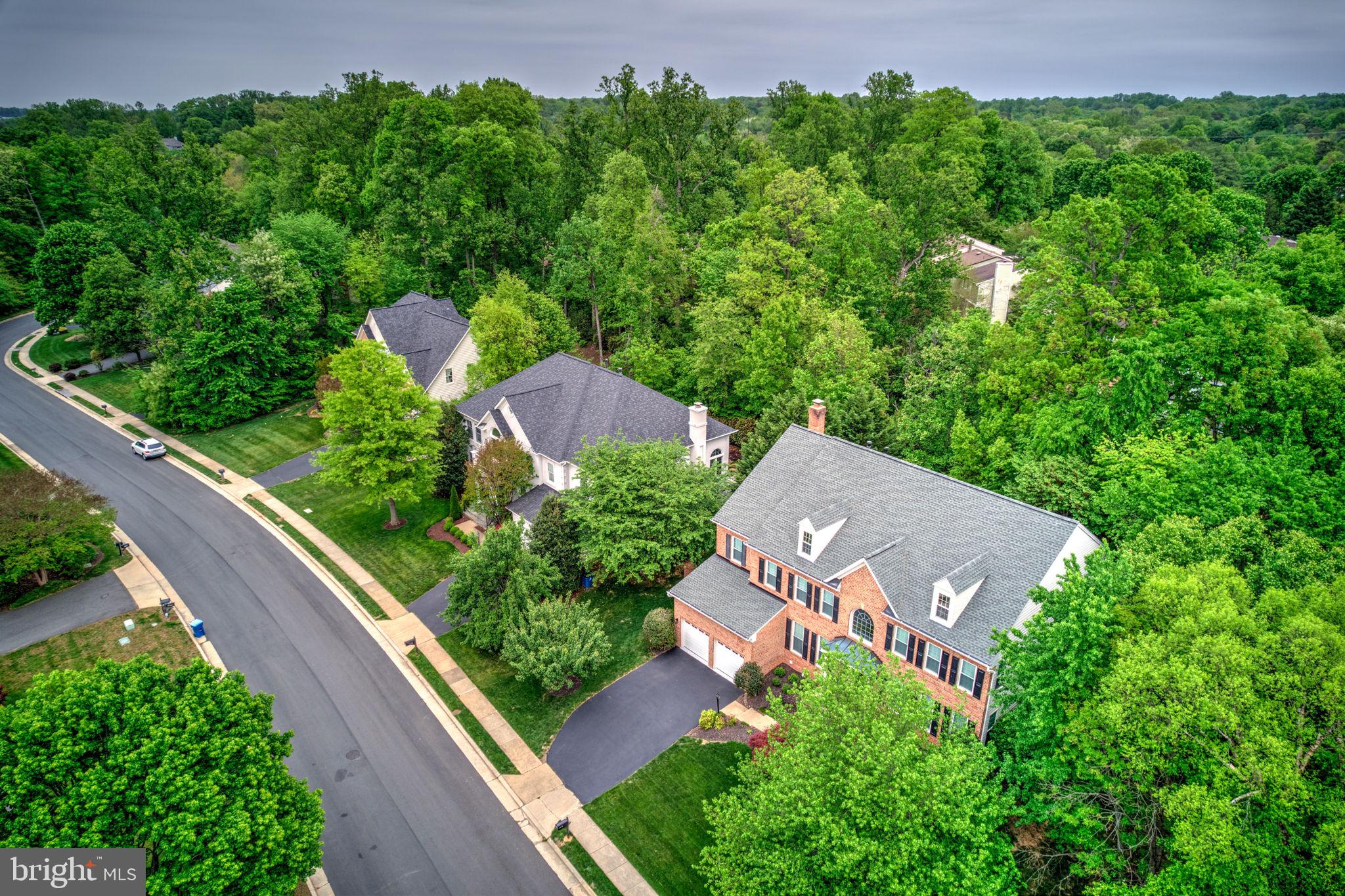 RESTON - Residential