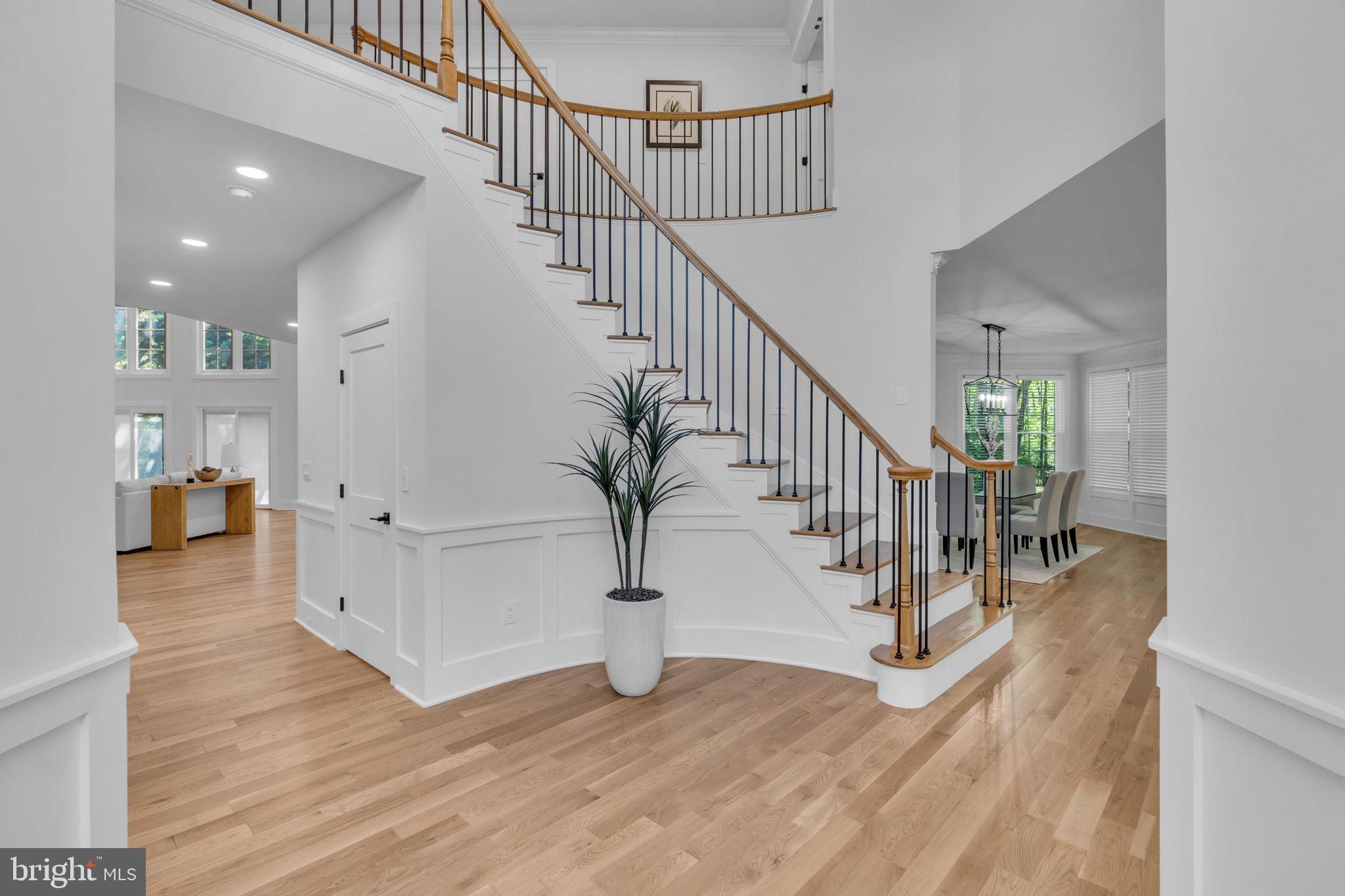 RESTON - Residential