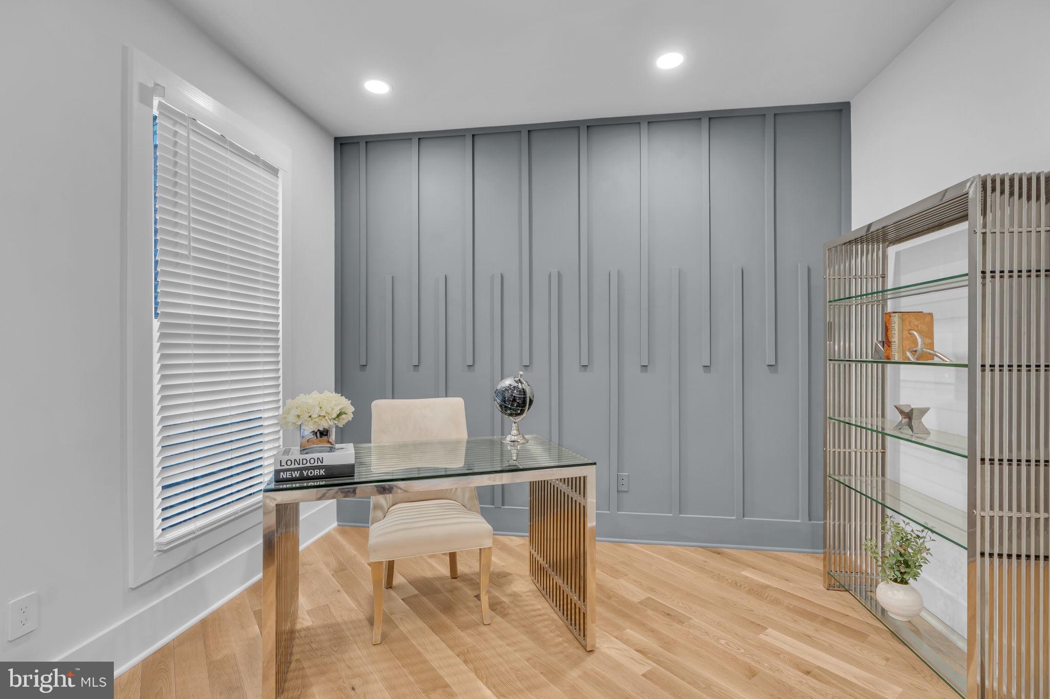 RESTON - Residential