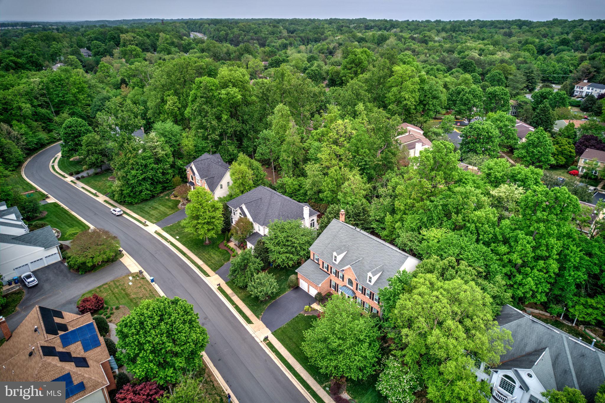 RESTON - Residential
