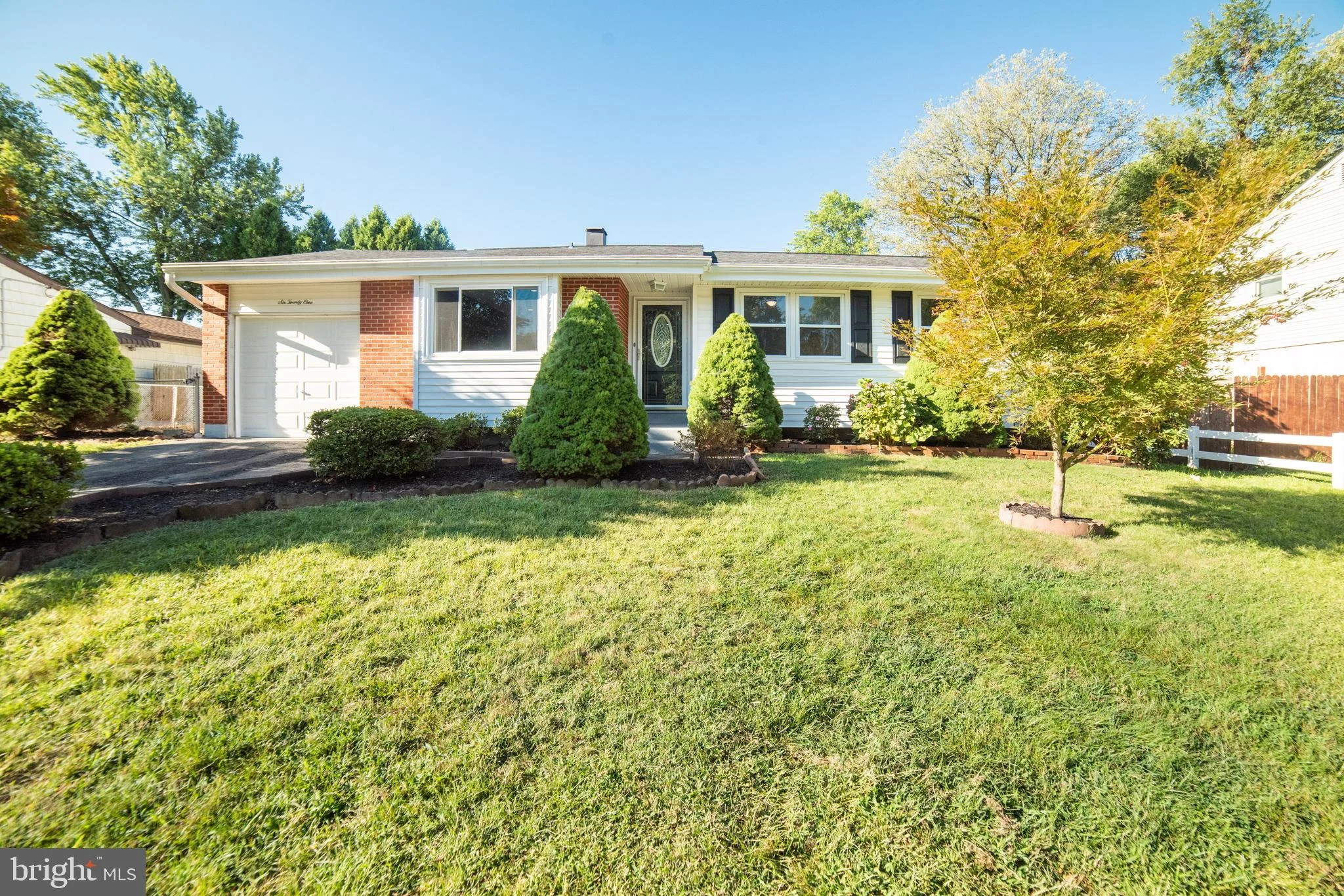 621 S Walnut Tree Lane, Claymont, DE 19703