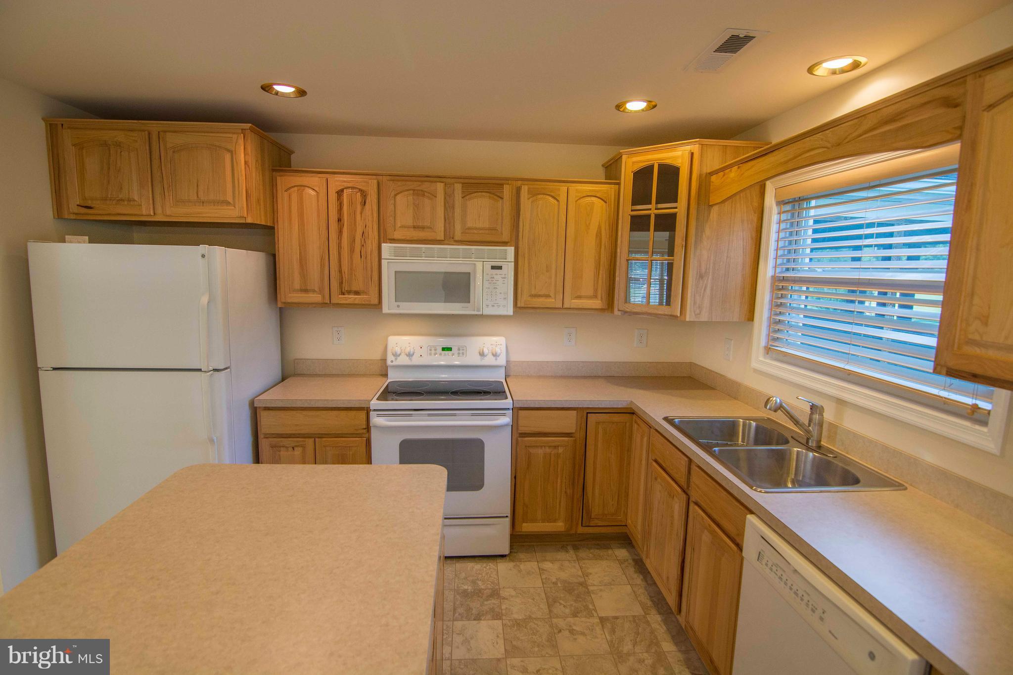 LOCUST HILL - Residential