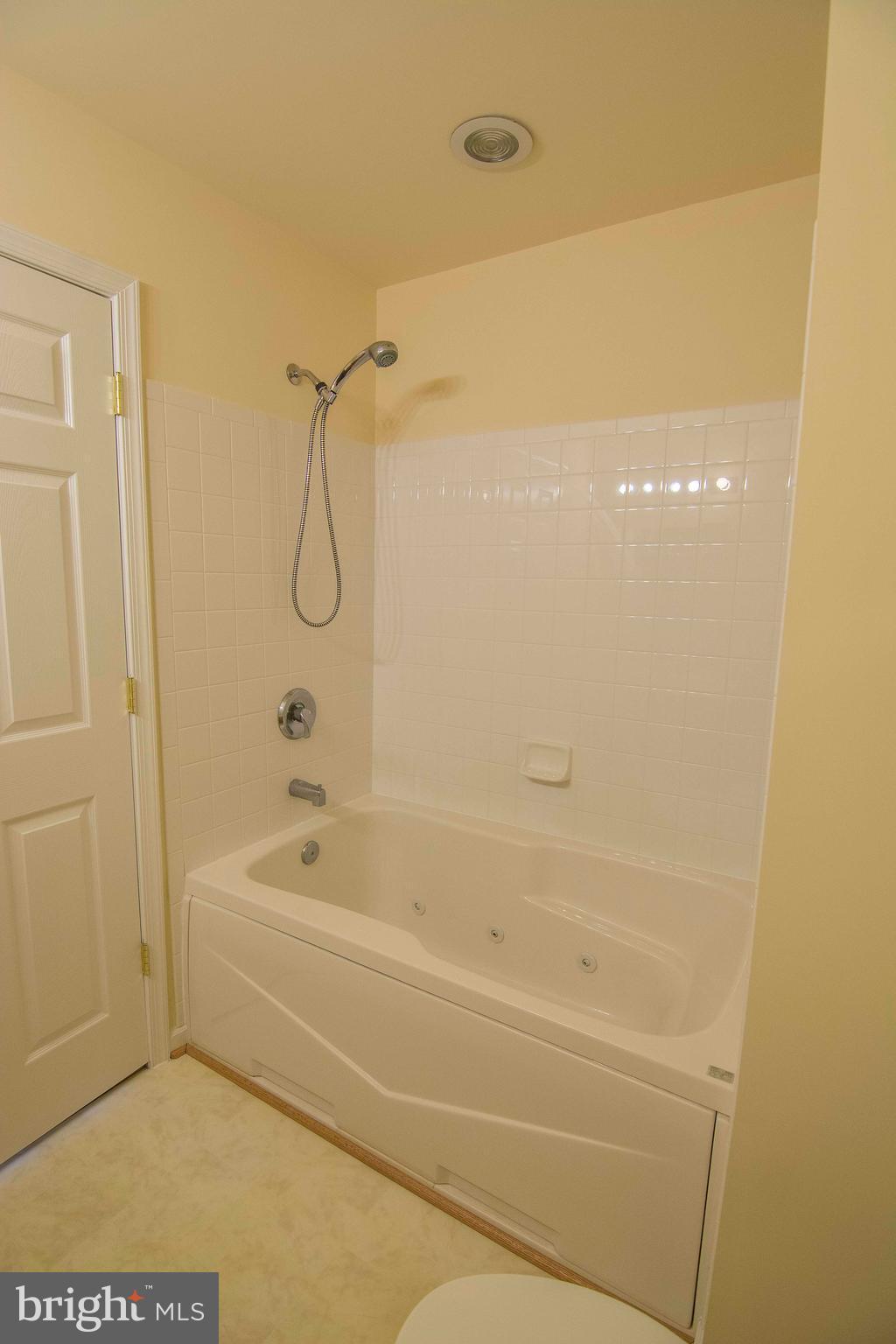 LOCUST HILL - Residential