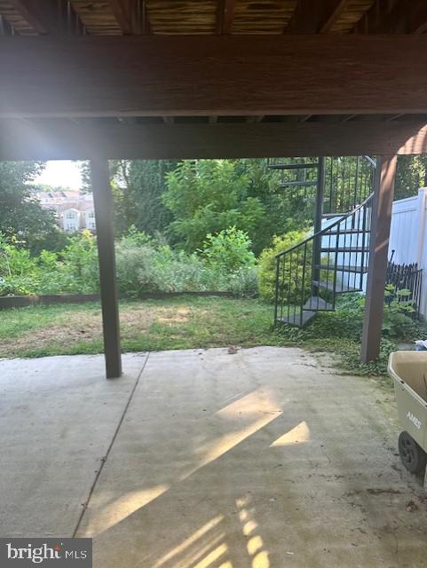 CONSTANT FRIENDSHIP - Residential Lease