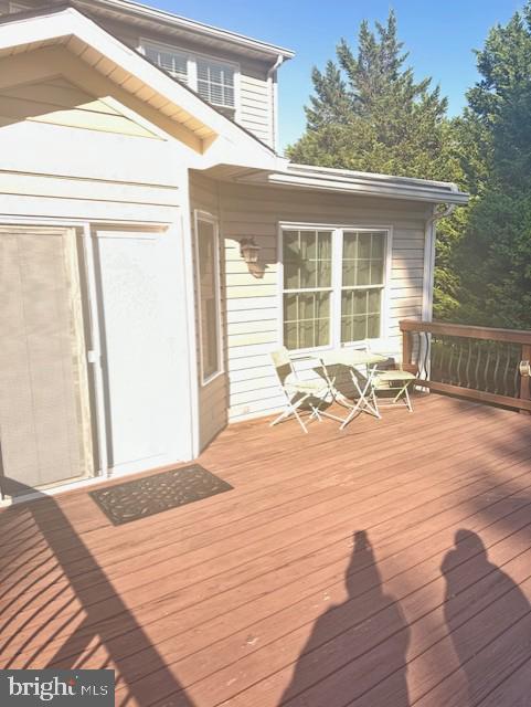 CONSTANT FRIENDSHIP - Residential Lease